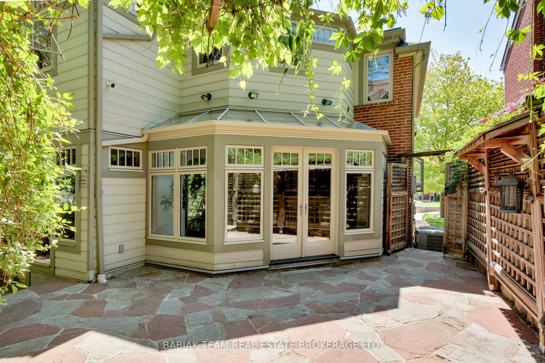 33 Halford Avenue Property Photo 42