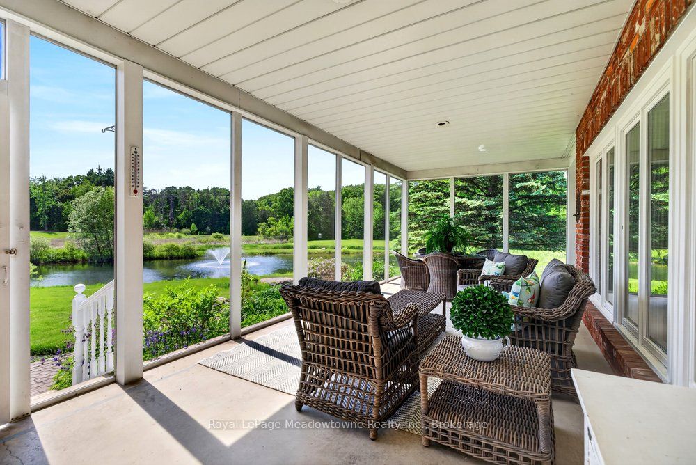 8550 Appleby Line Property Photo 34