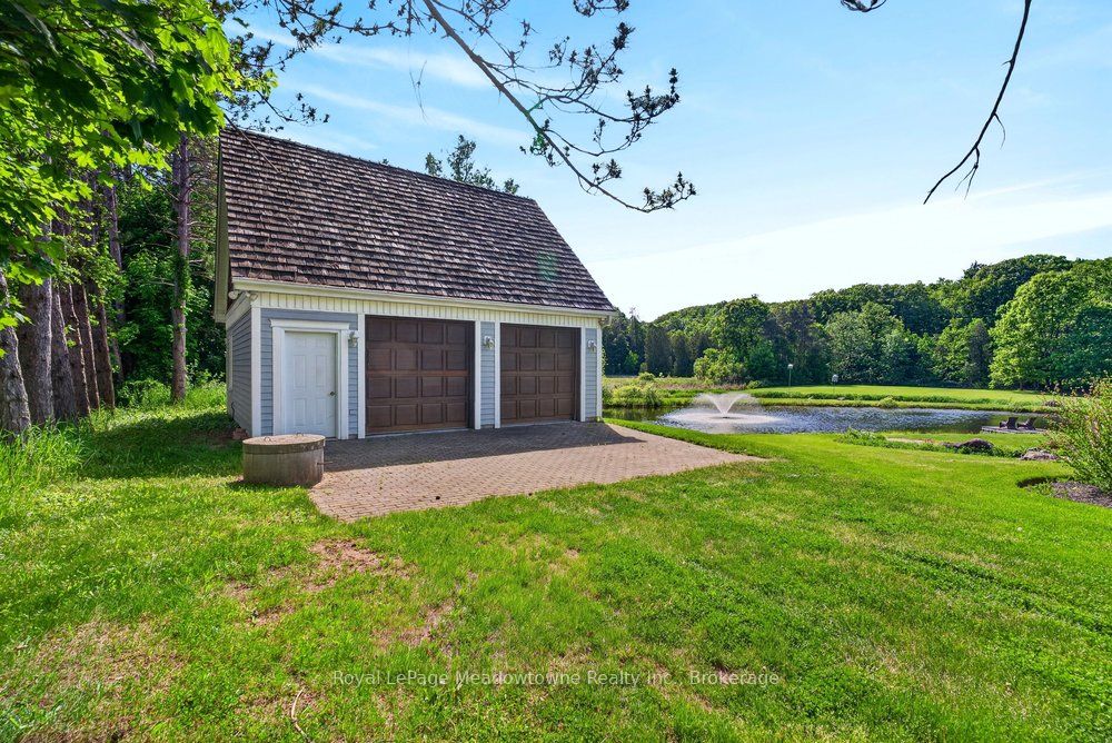 8550 Appleby Line Property Photo 42