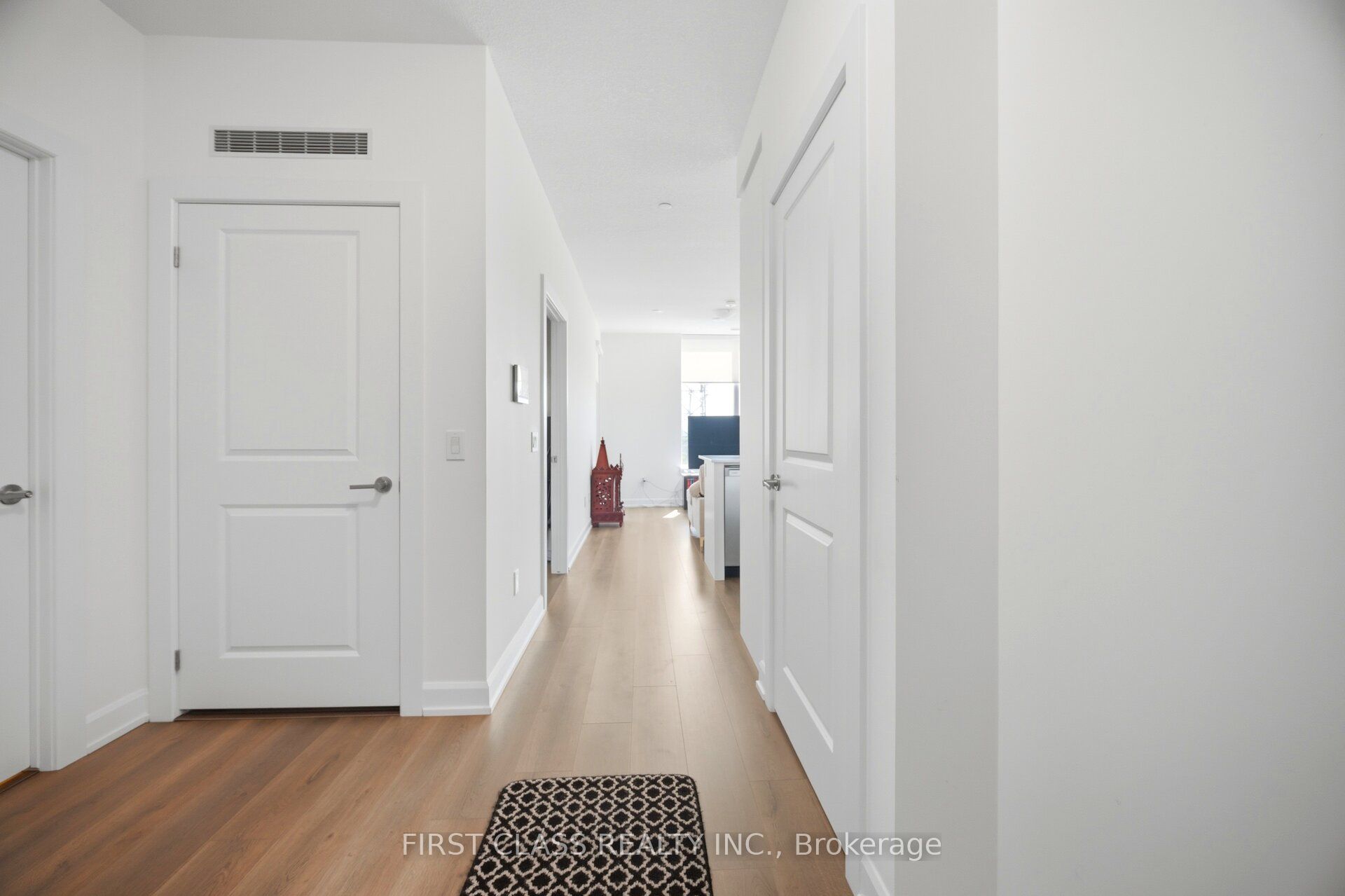 3220 William Coltson Avenue 1209 Property Photo 7