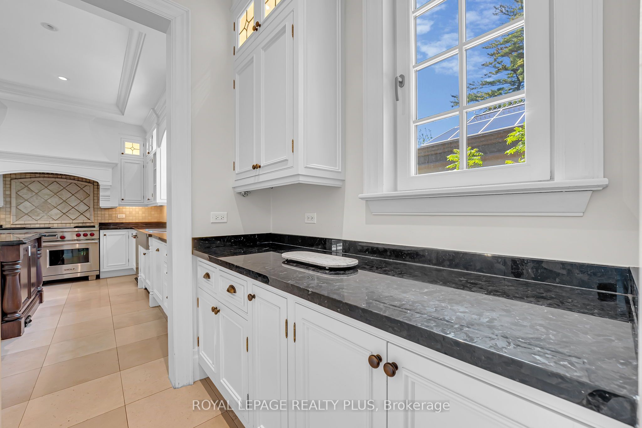 1476 Carmen Drive Property Photo 15