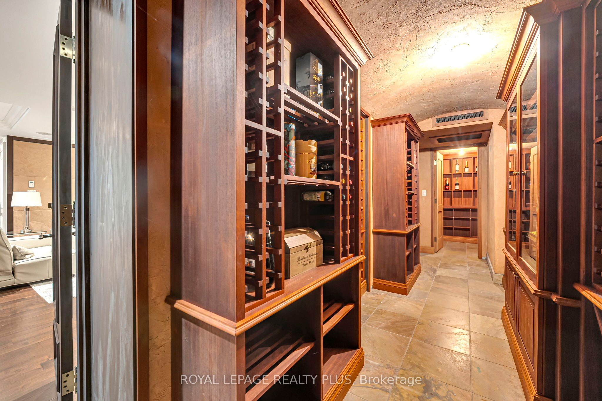 1476 Carmen Drive Property Photo 35