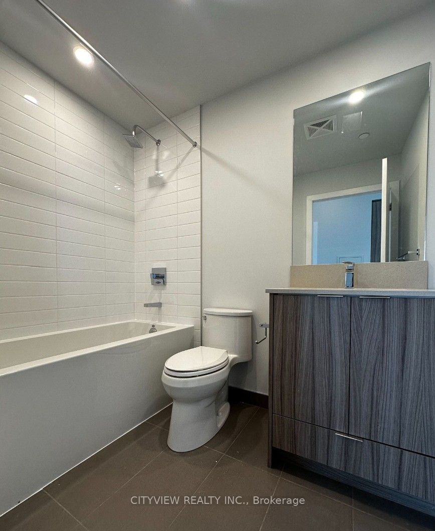 430 Square One Drive 3806 Property Photo 6
