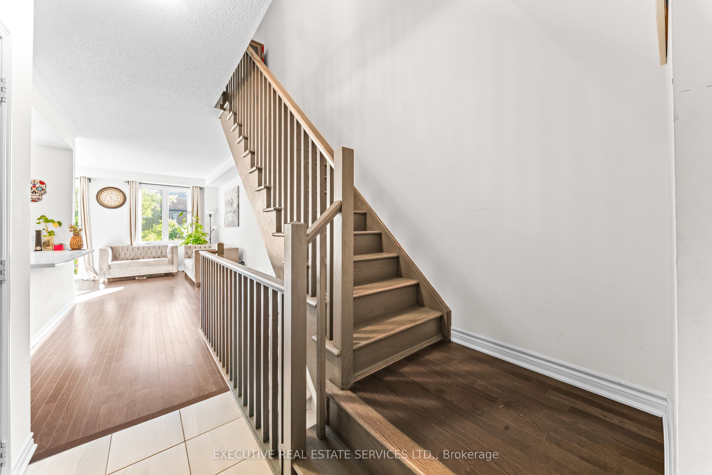 50 Edinburgh Drive 75 Property Photo 28