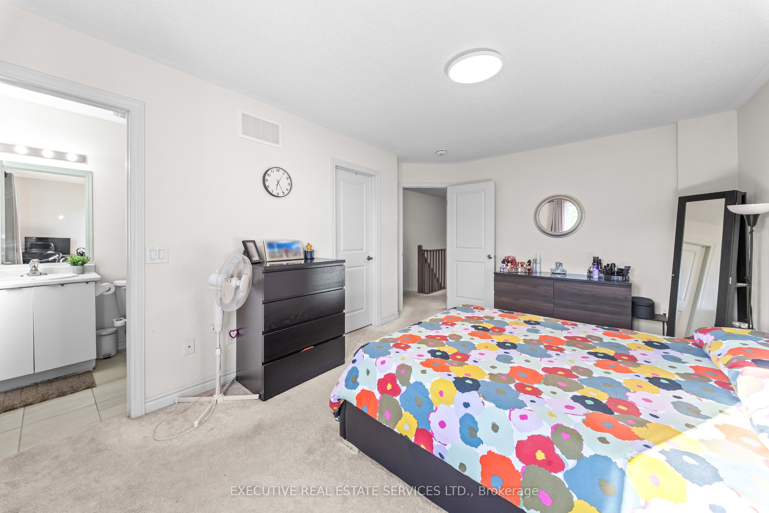 50 Edinburgh Drive 75 Property Photo 31