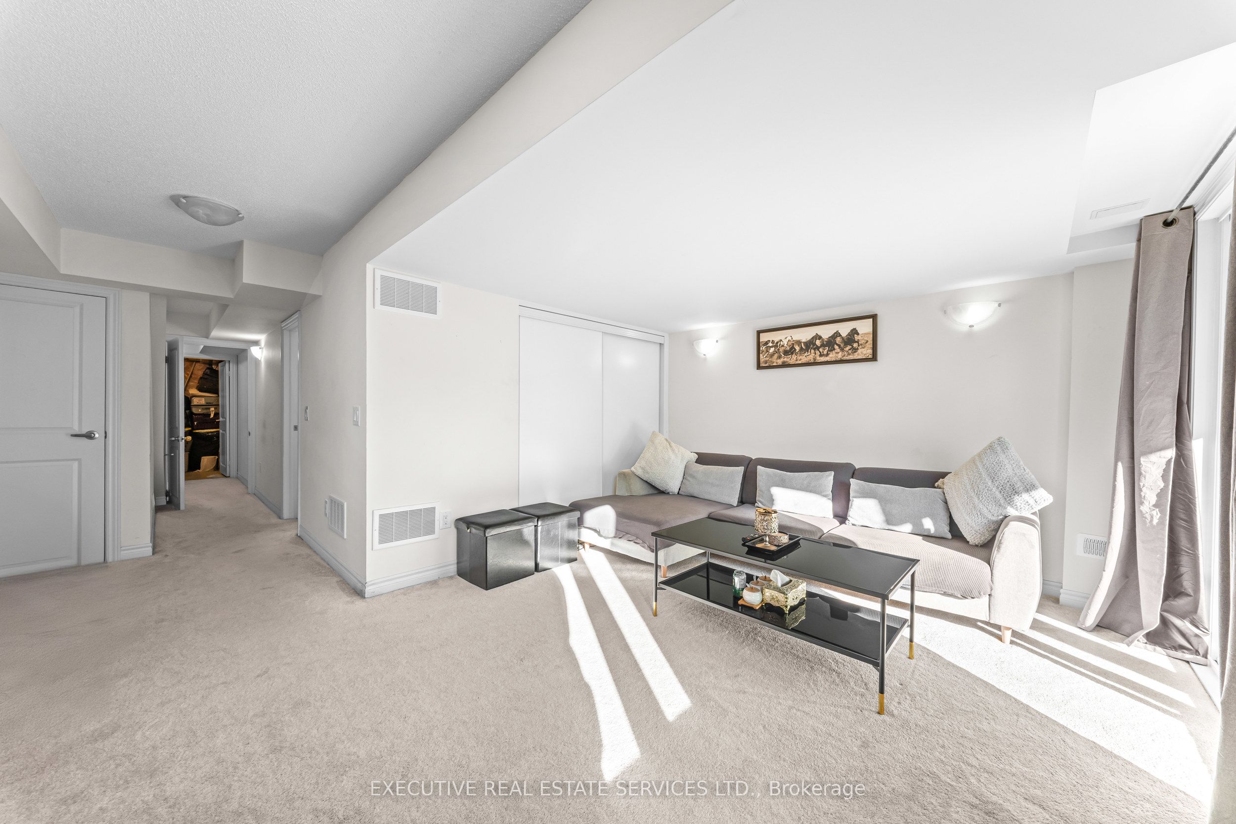 50 Edinburgh Drive 75 Property Photo 43