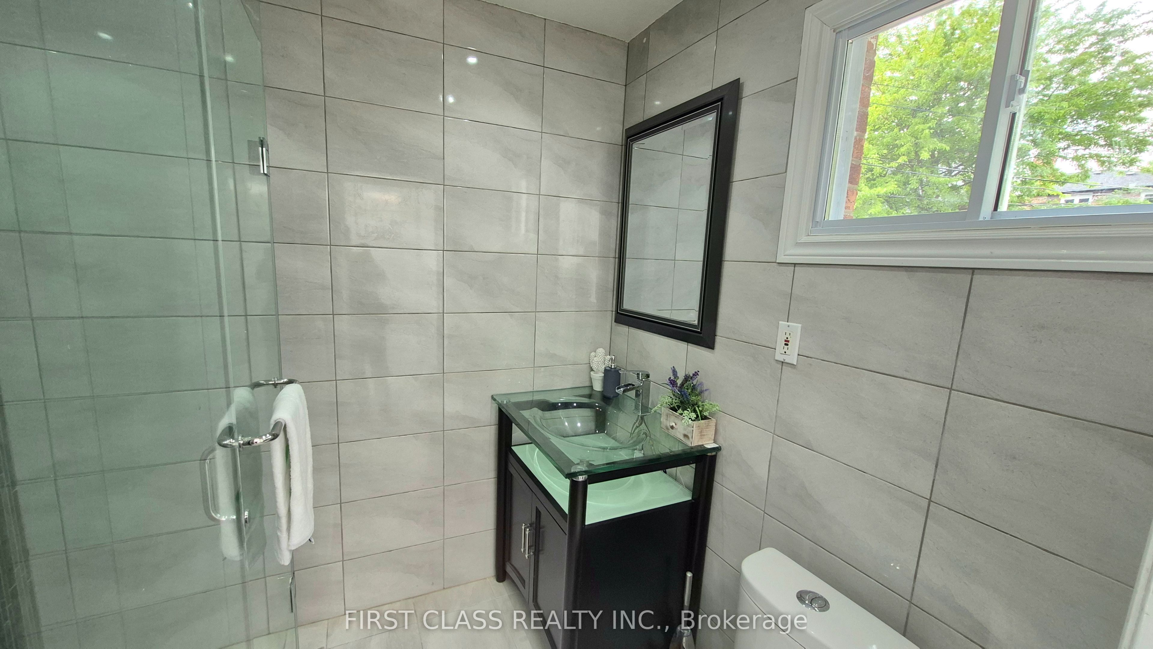 356 Wallace Avenue Property Photo 21