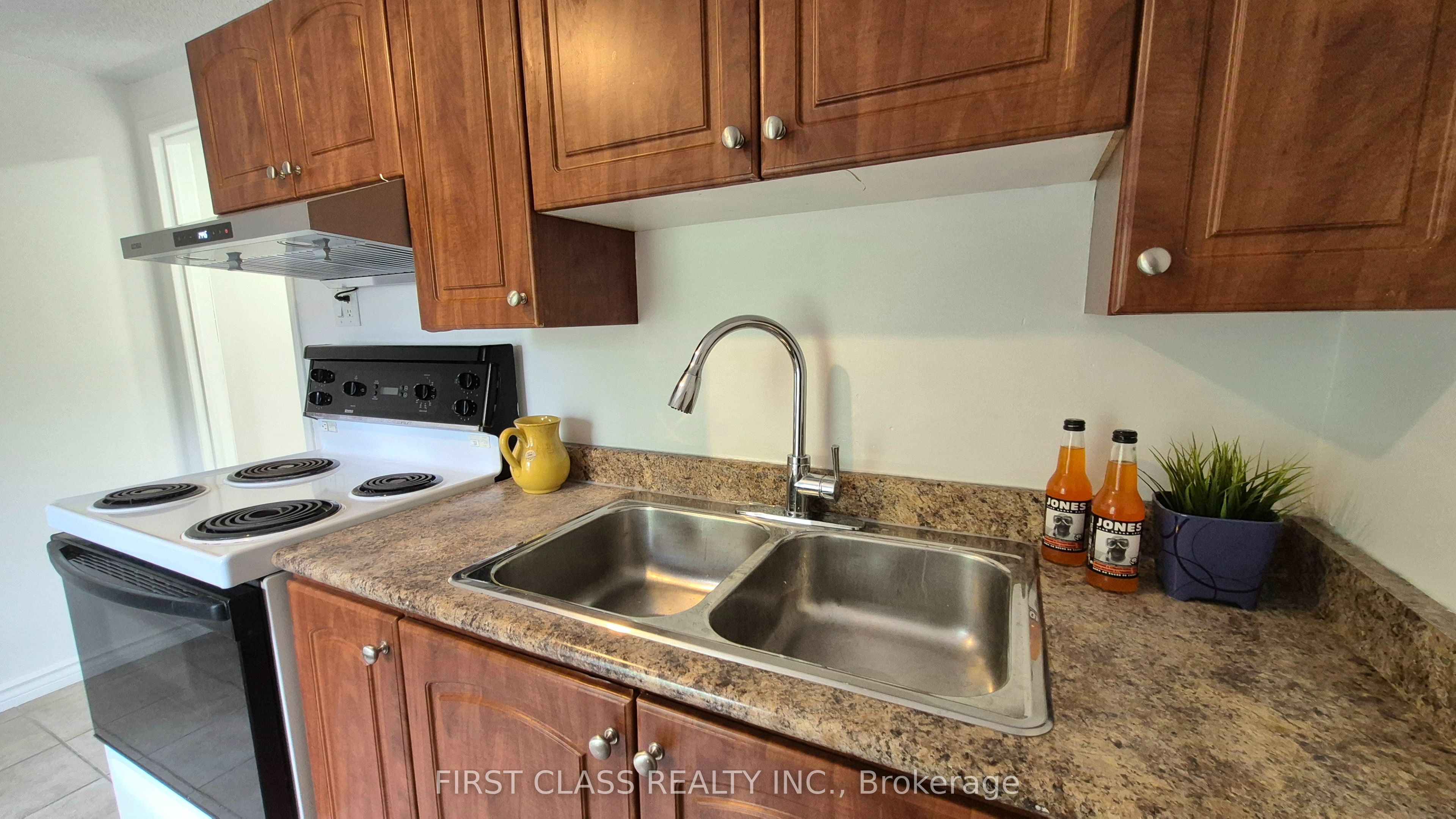 356 Wallace Avenue Property Photo 28