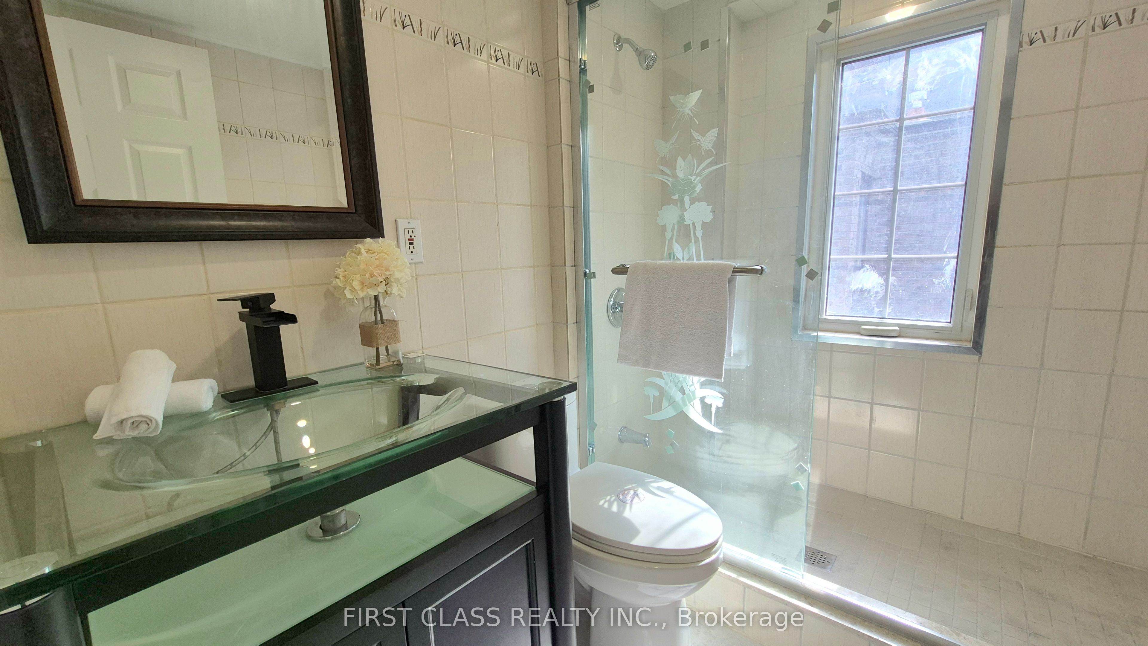 356 Wallace Avenue Property Photo 32
