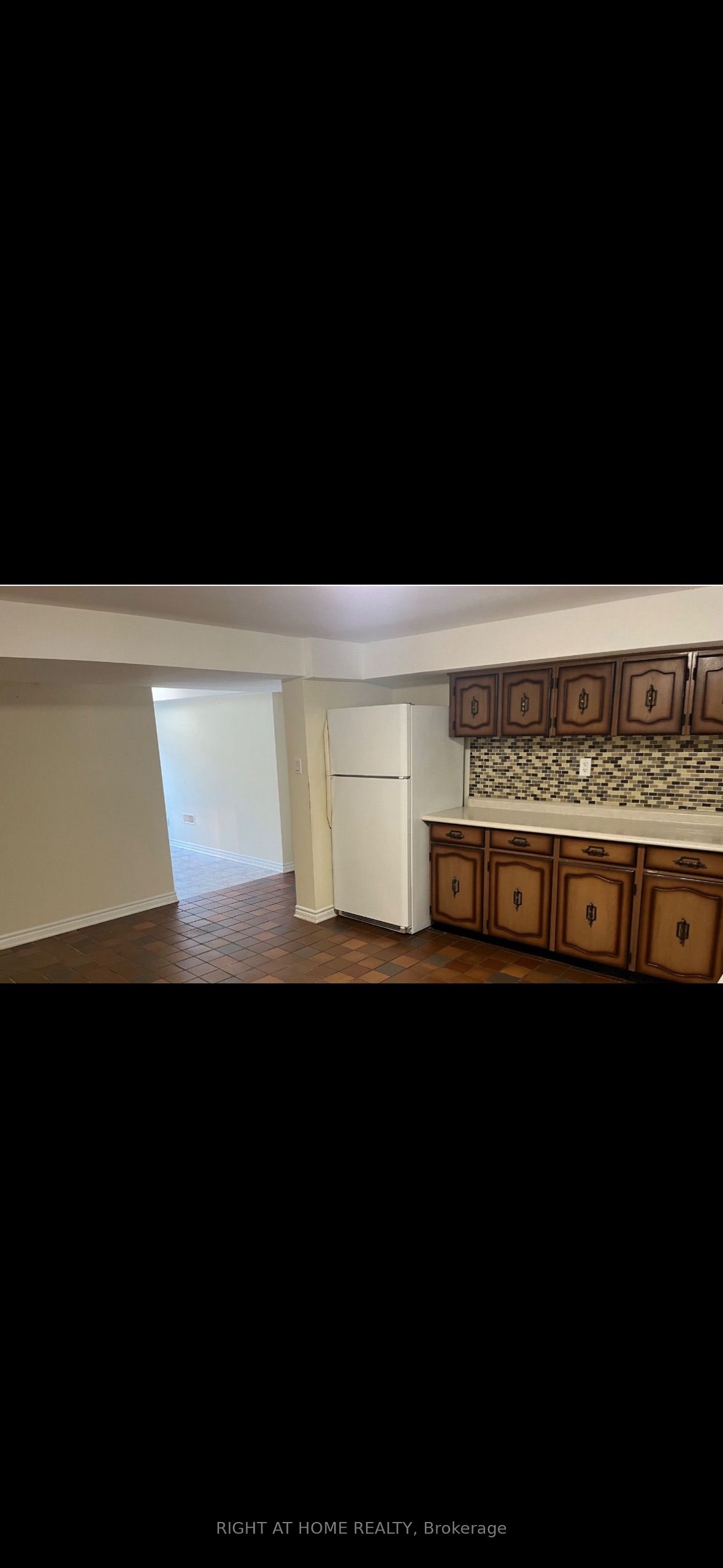 86 Langside Avenue Property Photo 7