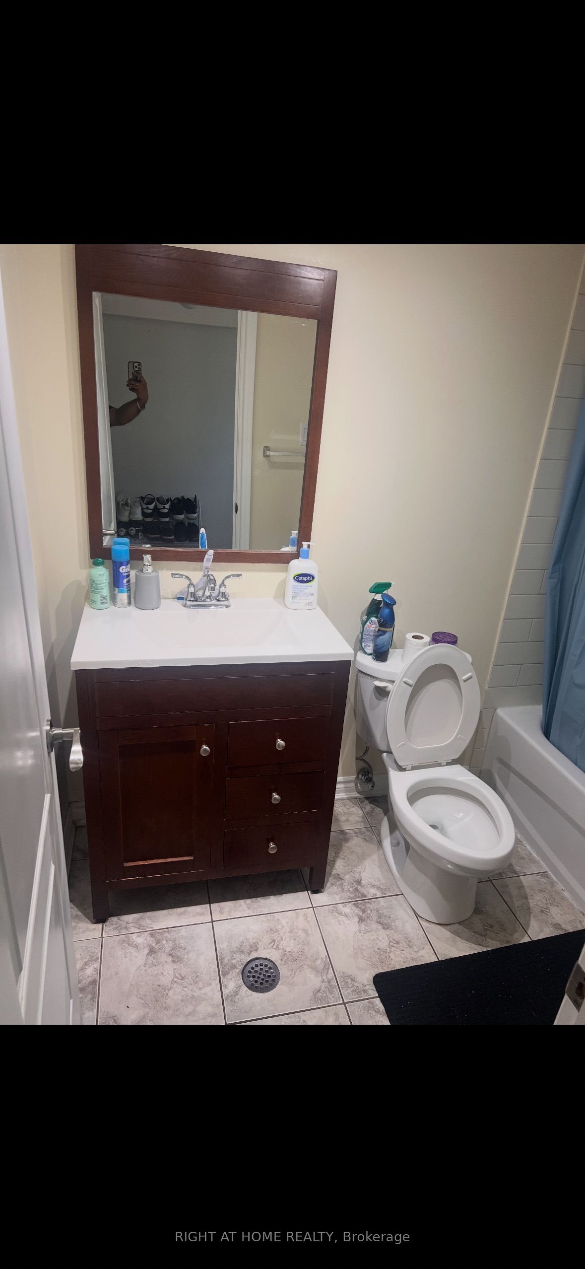 86 Langside Avenue Property Photo 10