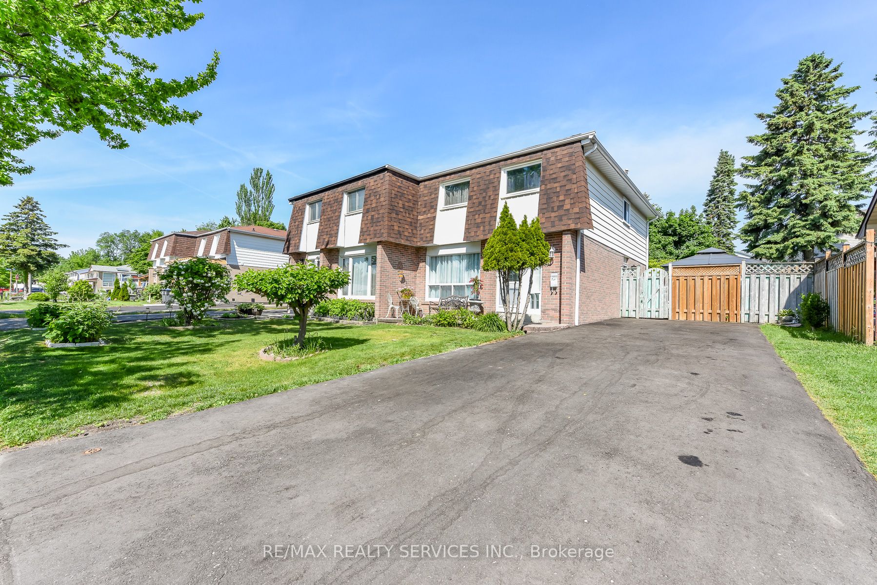 2569 Lundene Road Property Photo 1