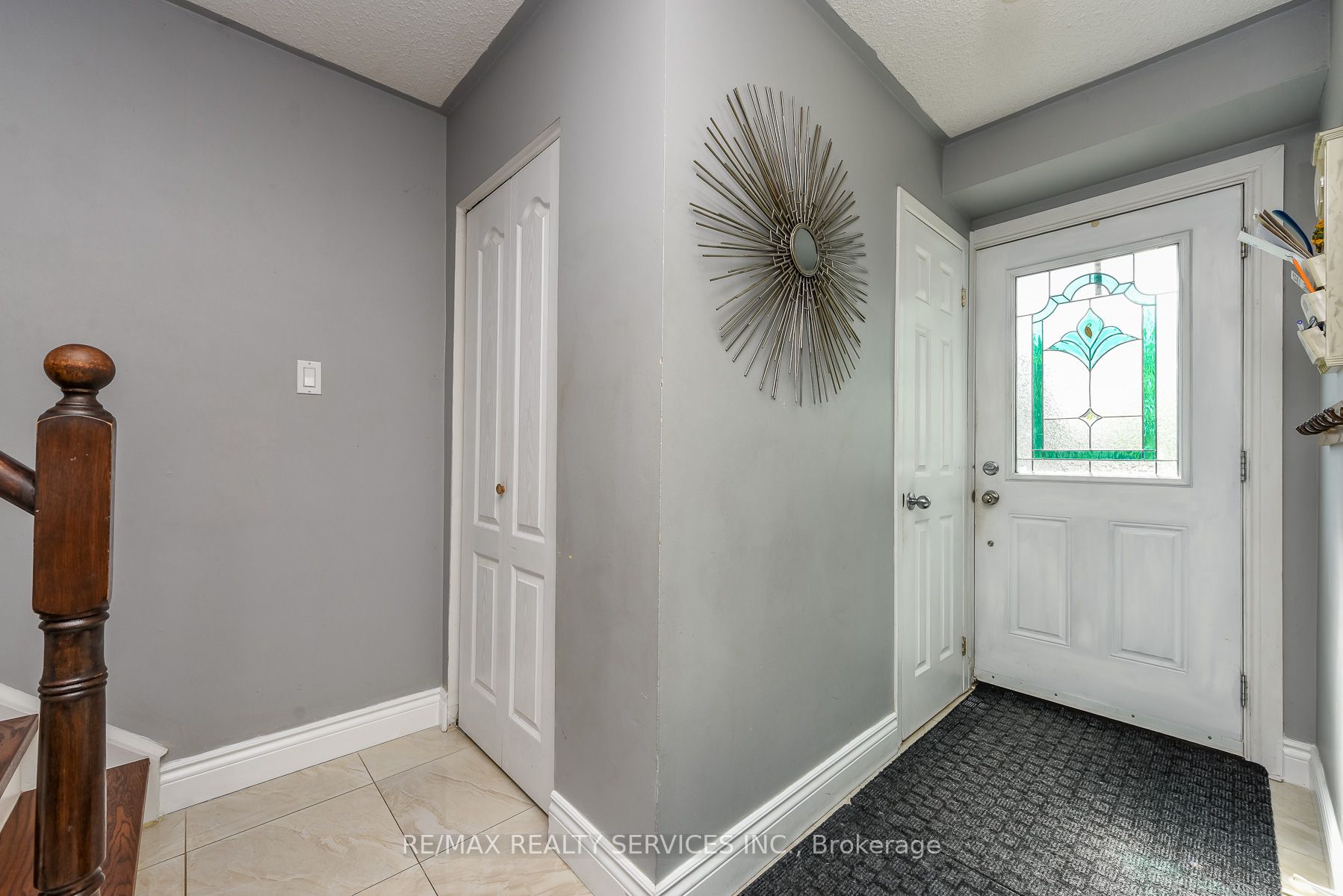 2569 Lundene Road Property Photo 5