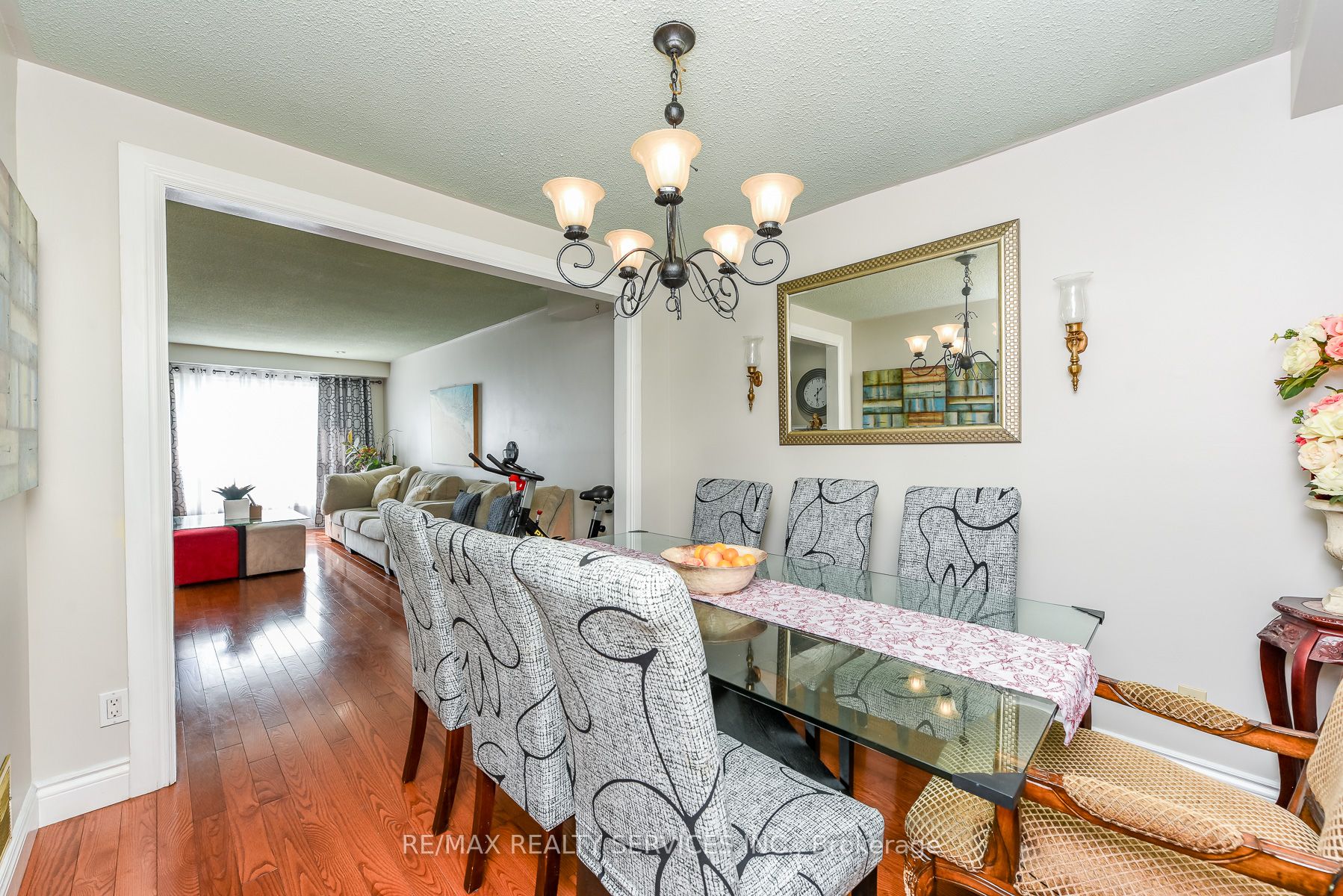 2569 Lundene Road Property Photo 12