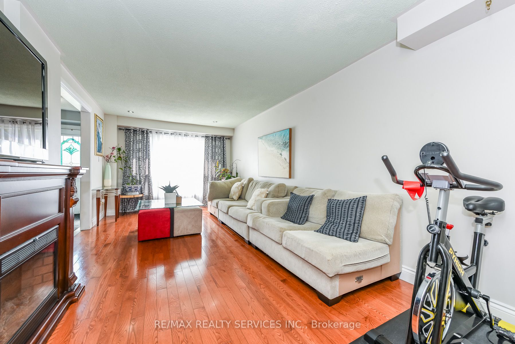 2569 Lundene Road Property Photo 13