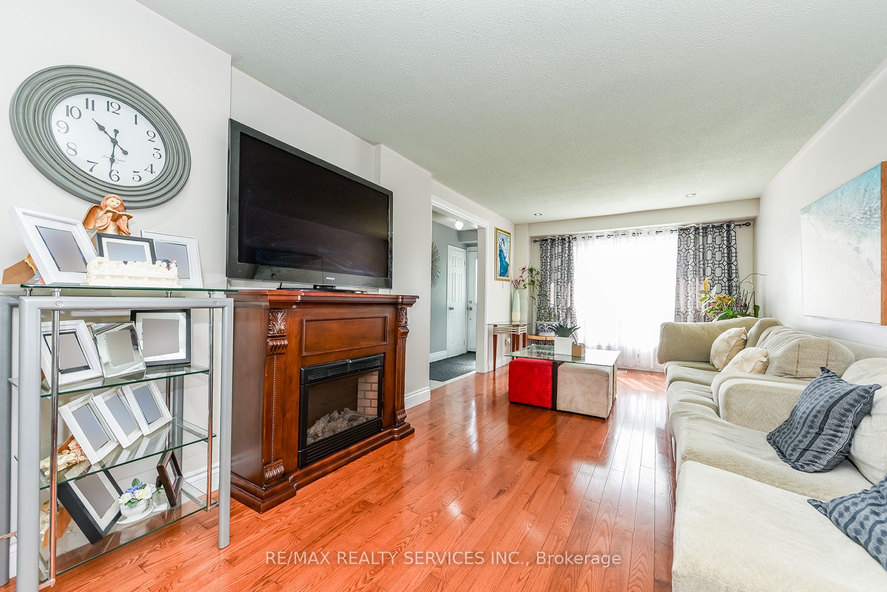 2569 Lundene Road Property Photo 14