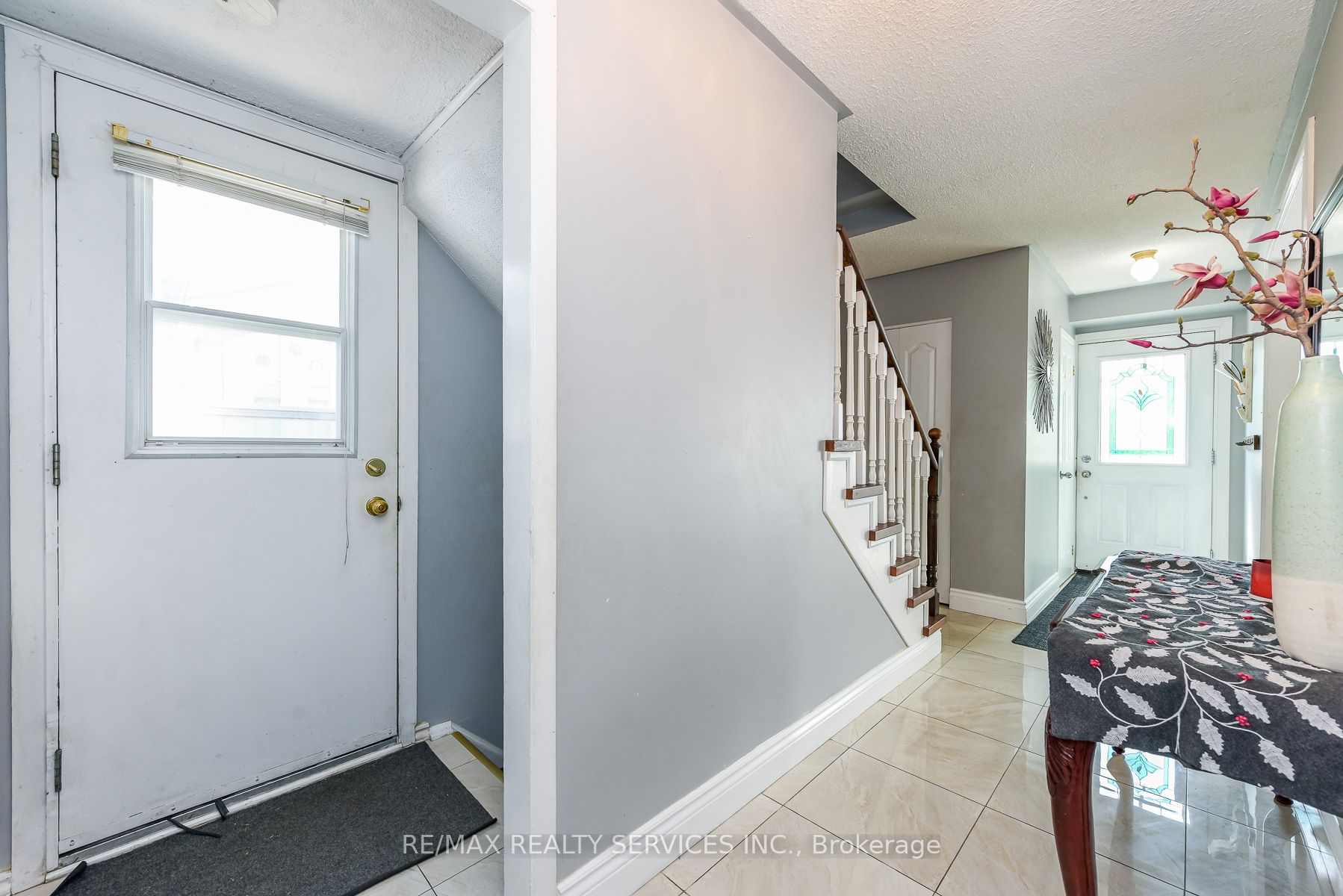 2569 Lundene Road Property Photo 16