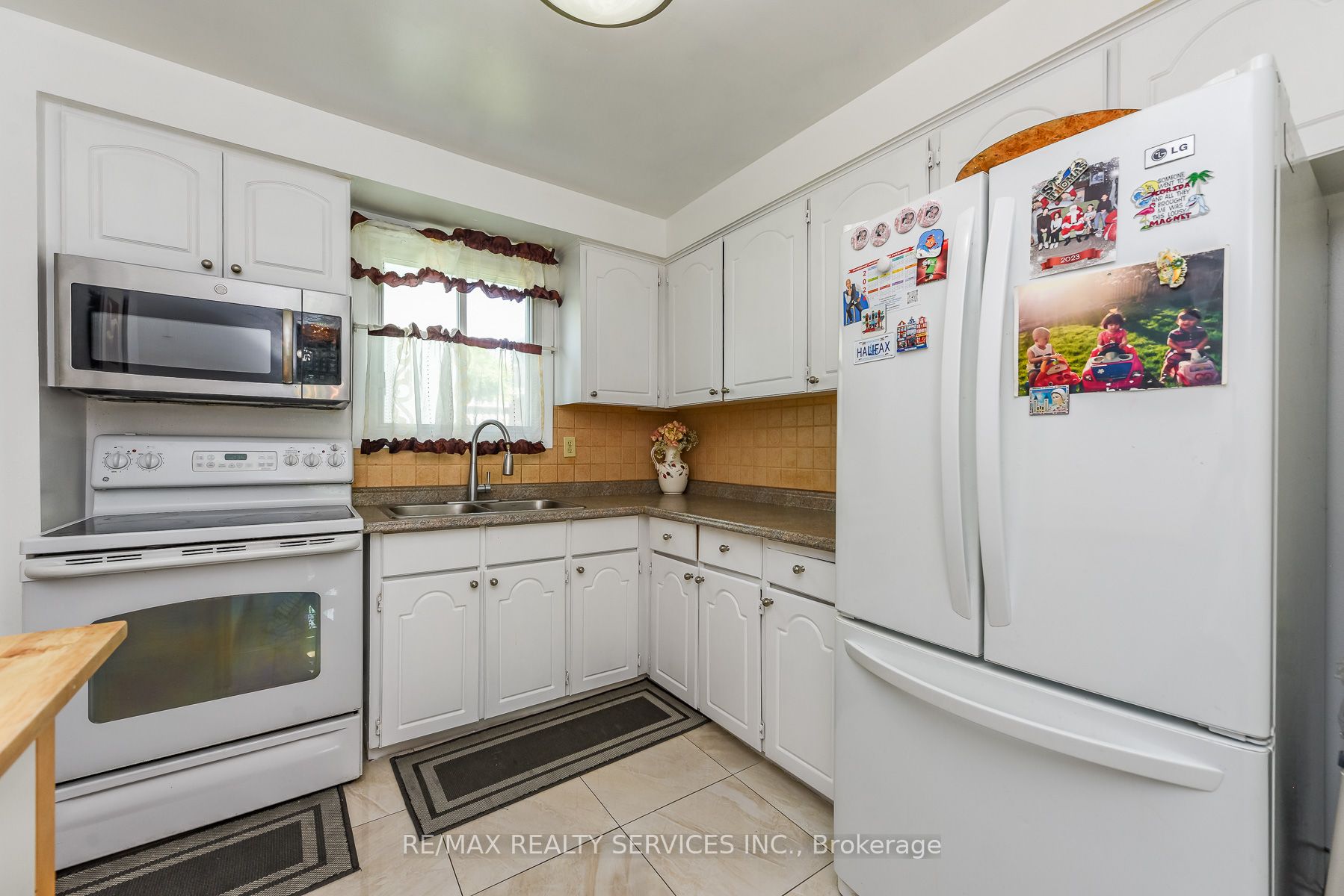 2569 Lundene Road Property Photo 18