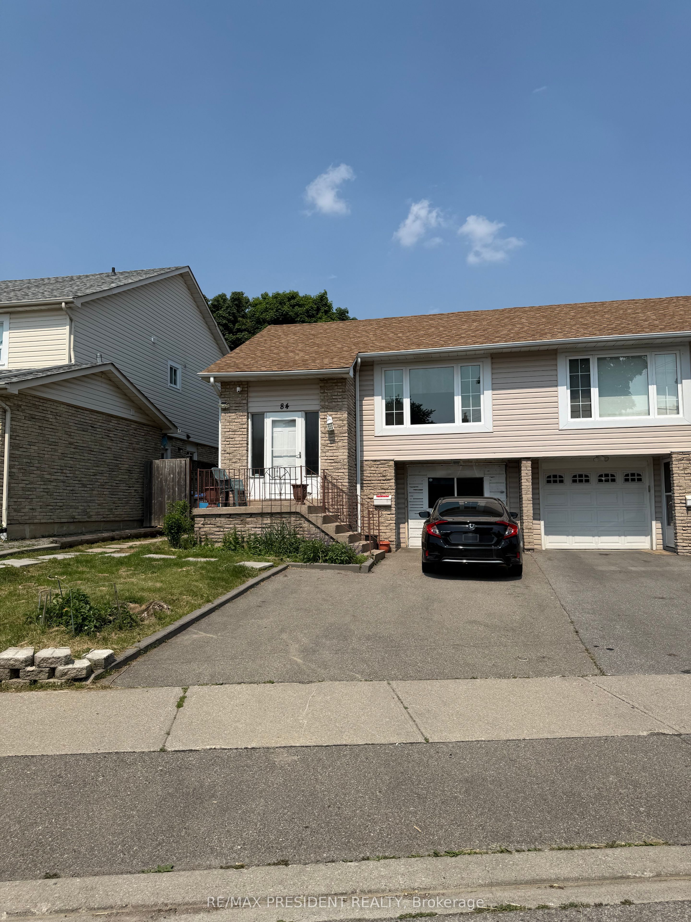 84 Primerose Crescent Property Photo 1
