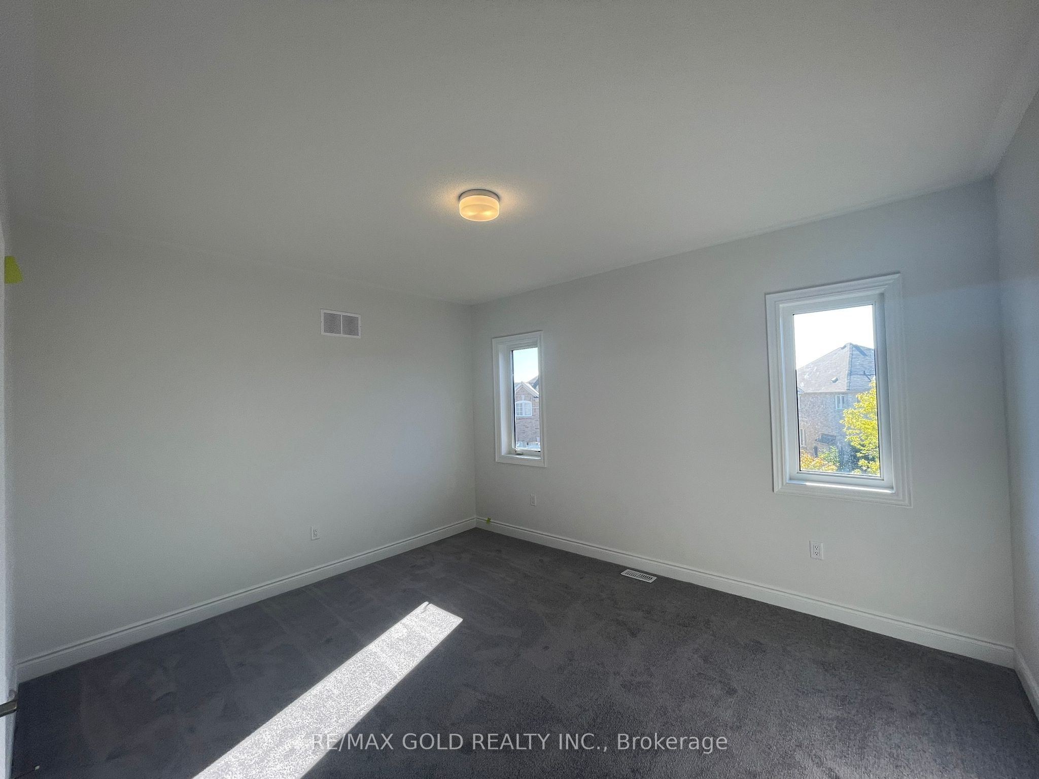 31 Dolomite Drive Property Photo 23