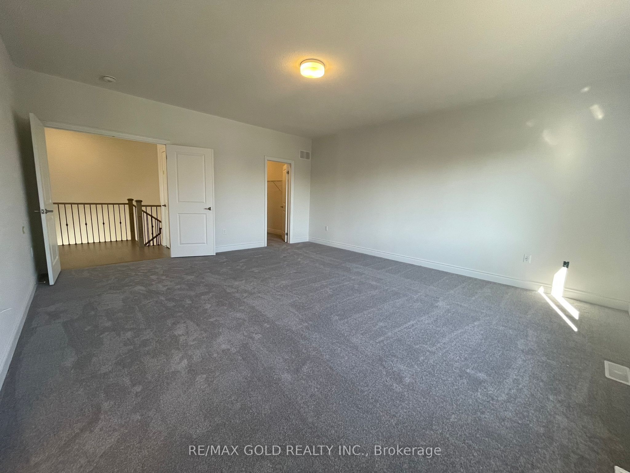 31 Dolomite Drive Property Photo 37