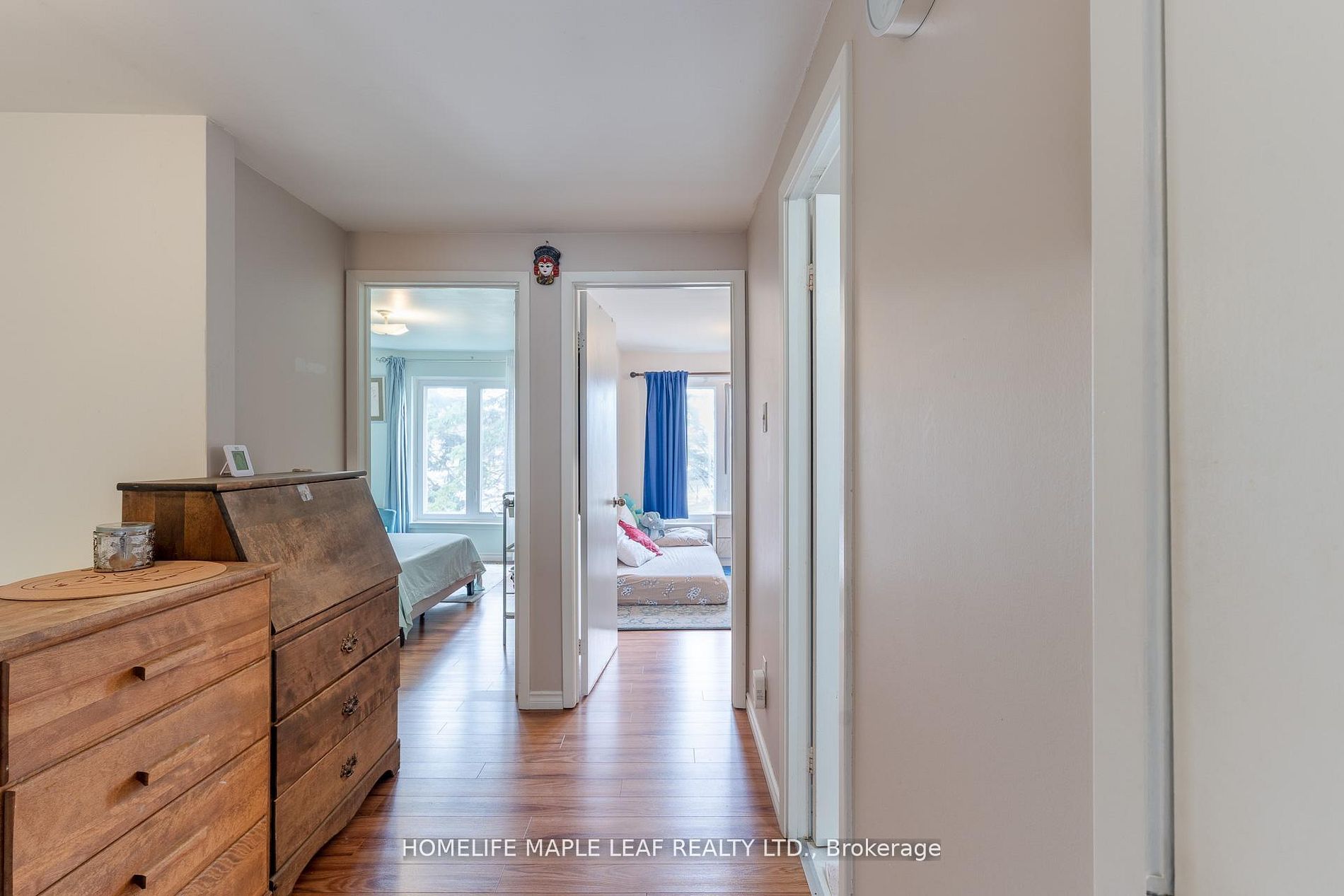 148 Hansen Road N Property Photo 17