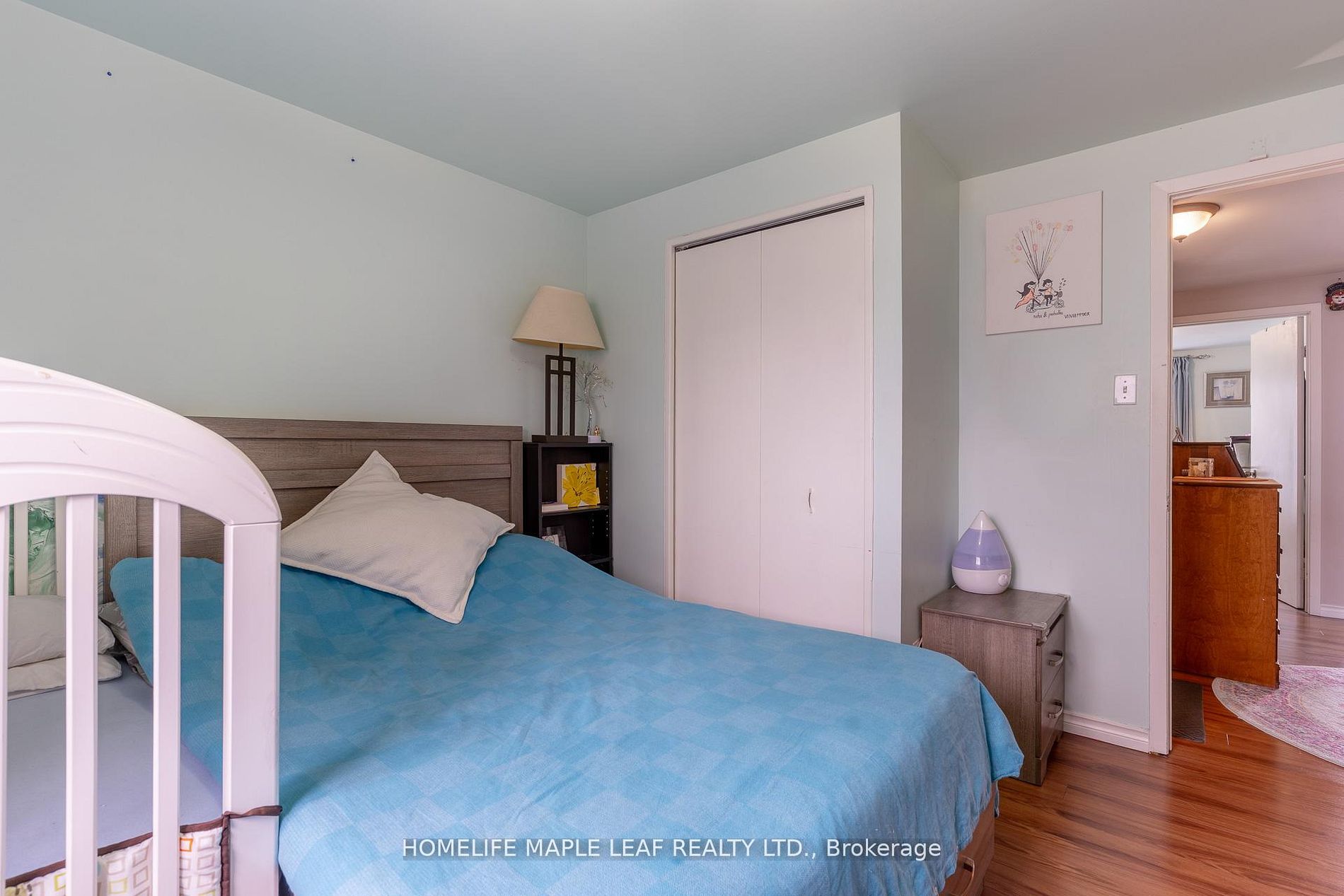 148 Hansen Road N Property Photo 28