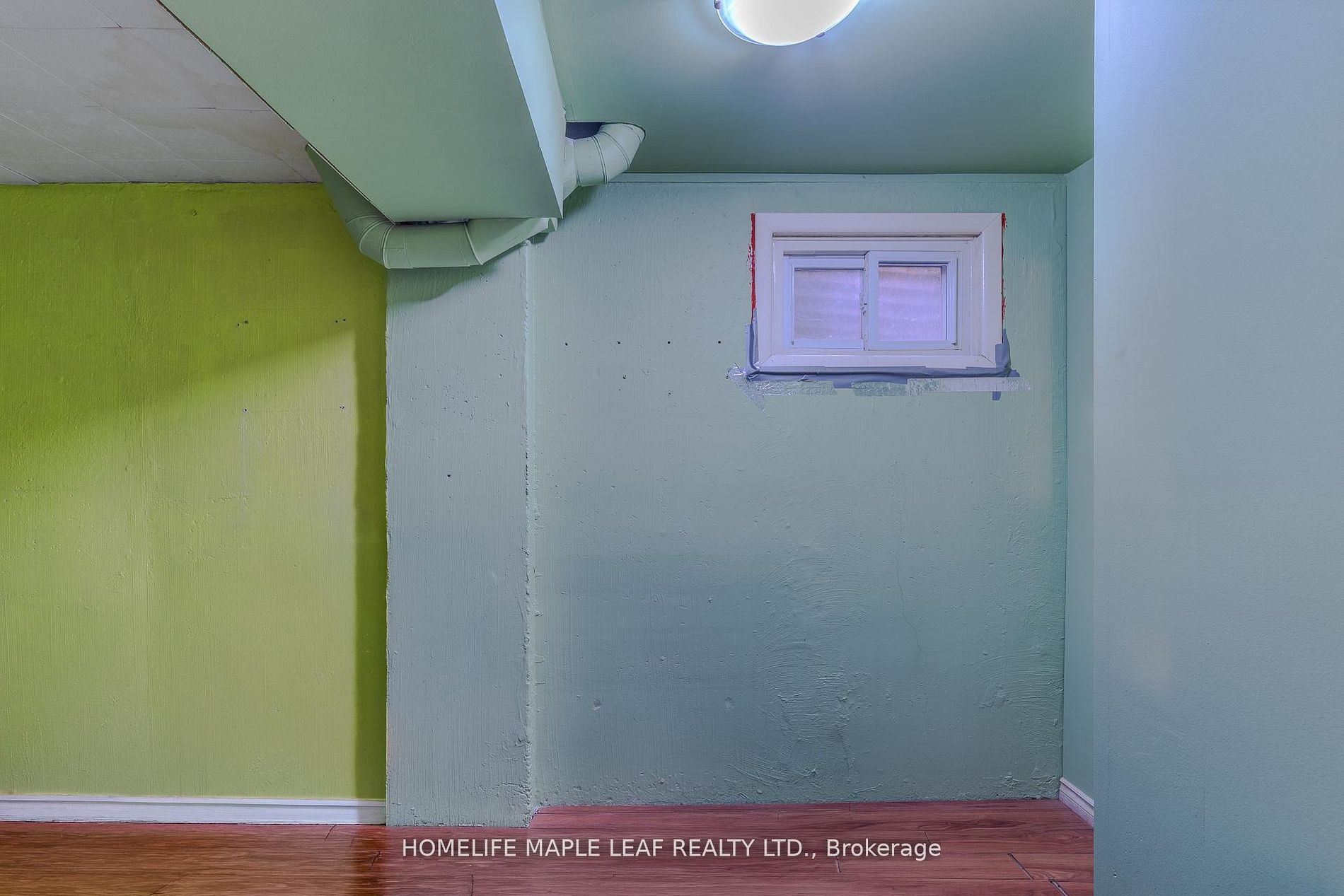 148 Hansen Road N Property Photo 33