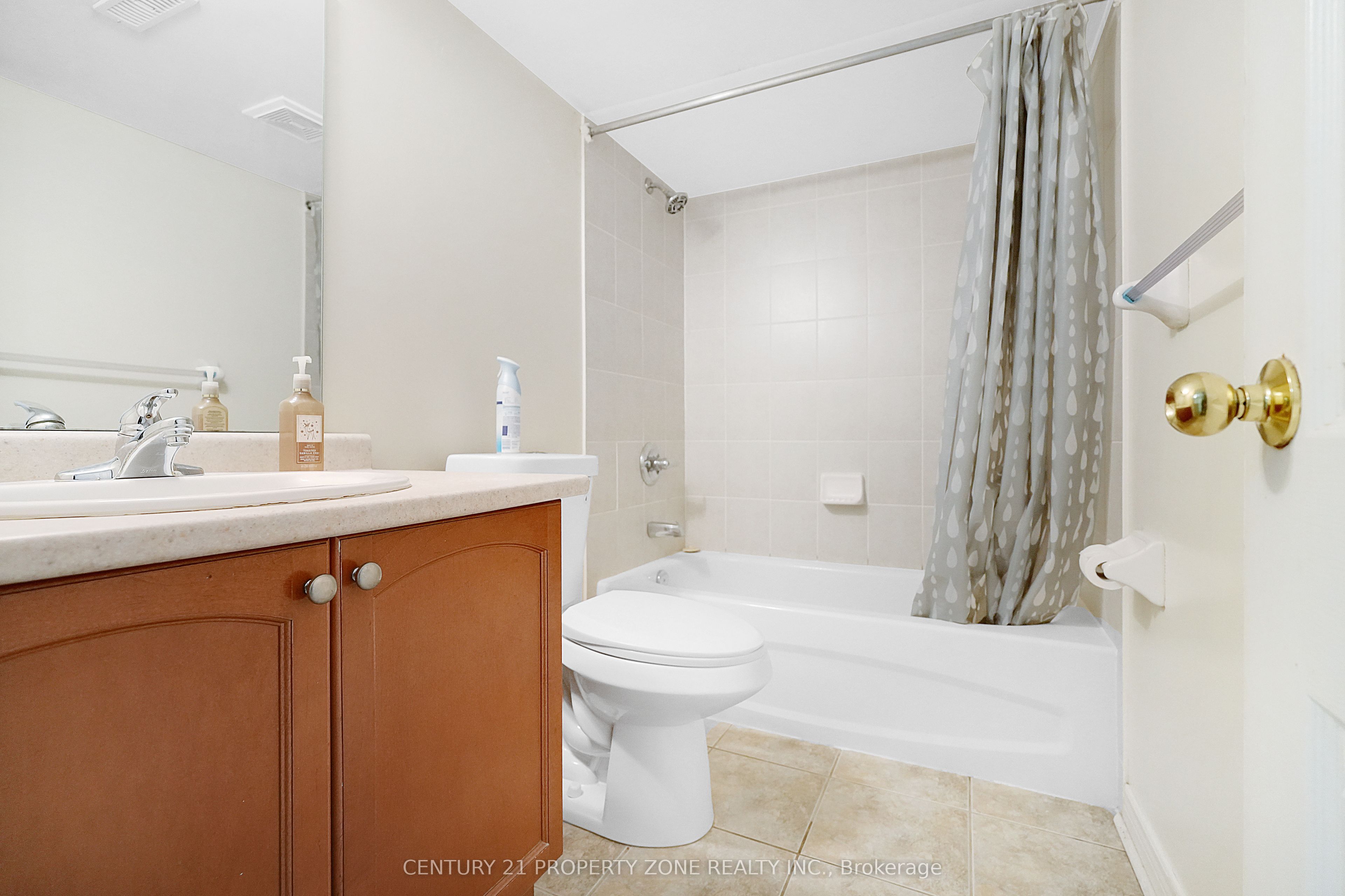 43 Alice Springs Crescent Property Photo 30