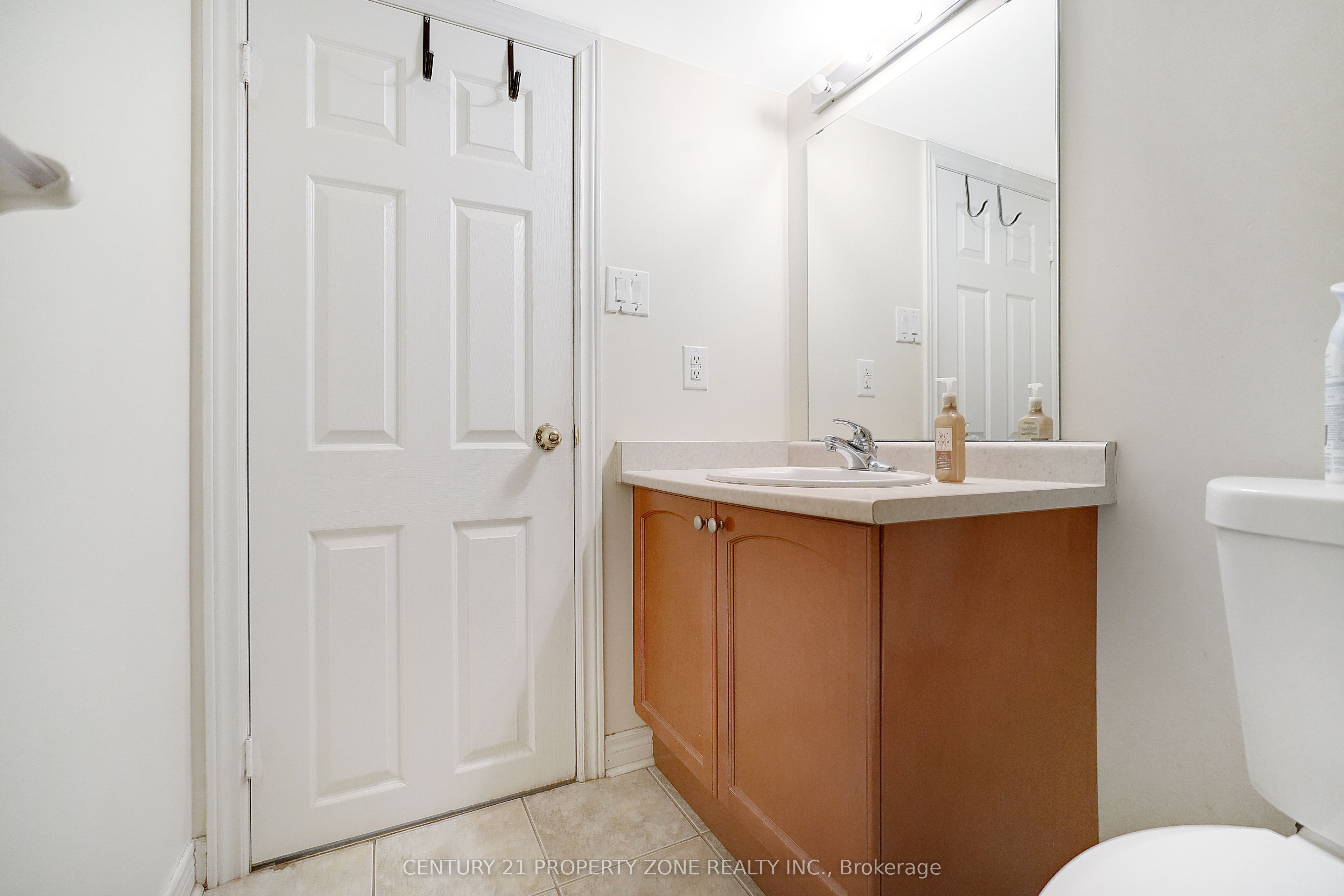 43 Alice Springs Crescent Property Photo 31