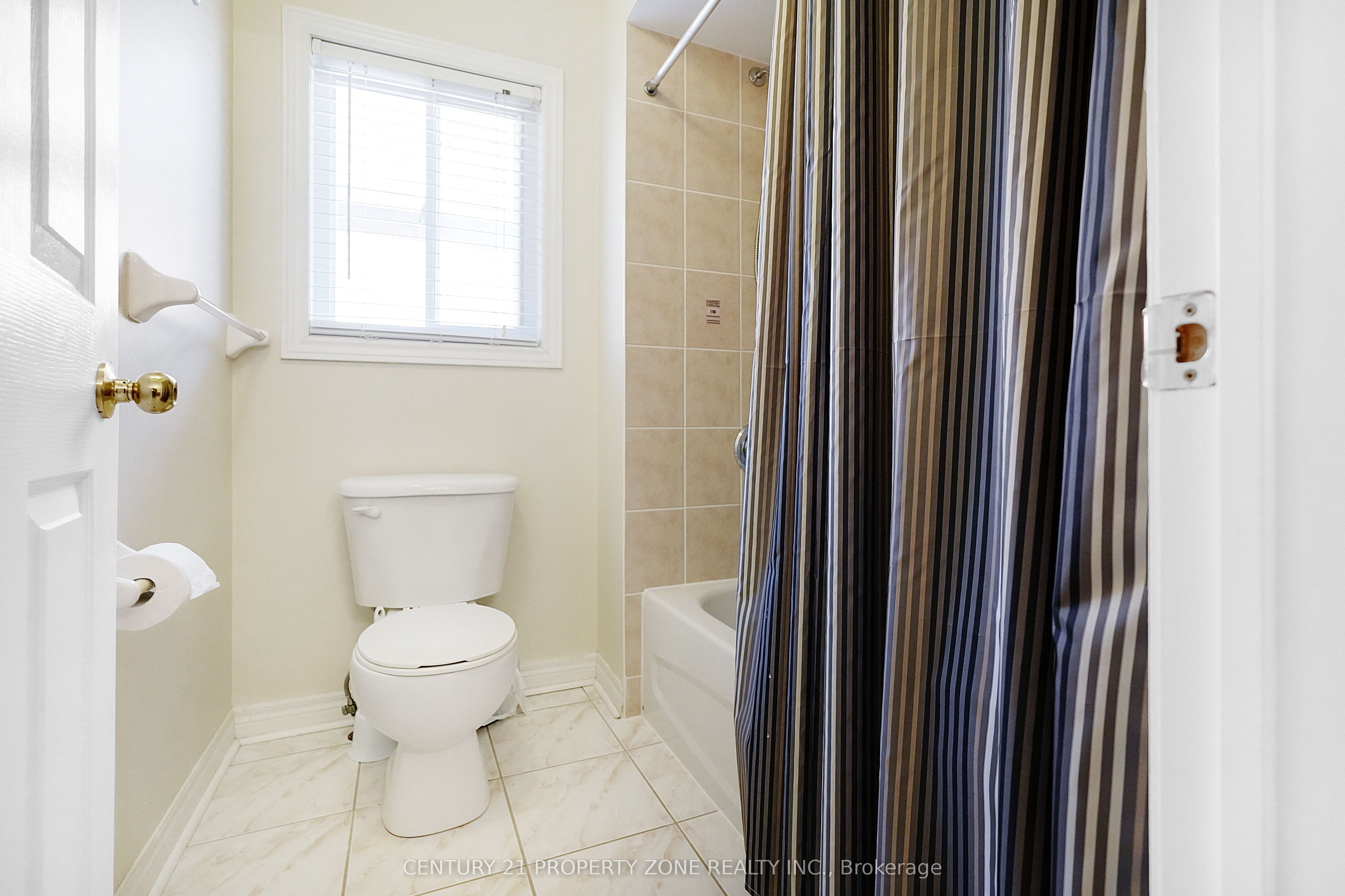 43 Alice Springs Crescent Property Photo 39