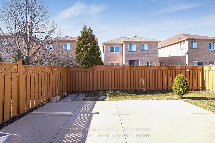 43 Alice Springs Crescent Property Photo 41