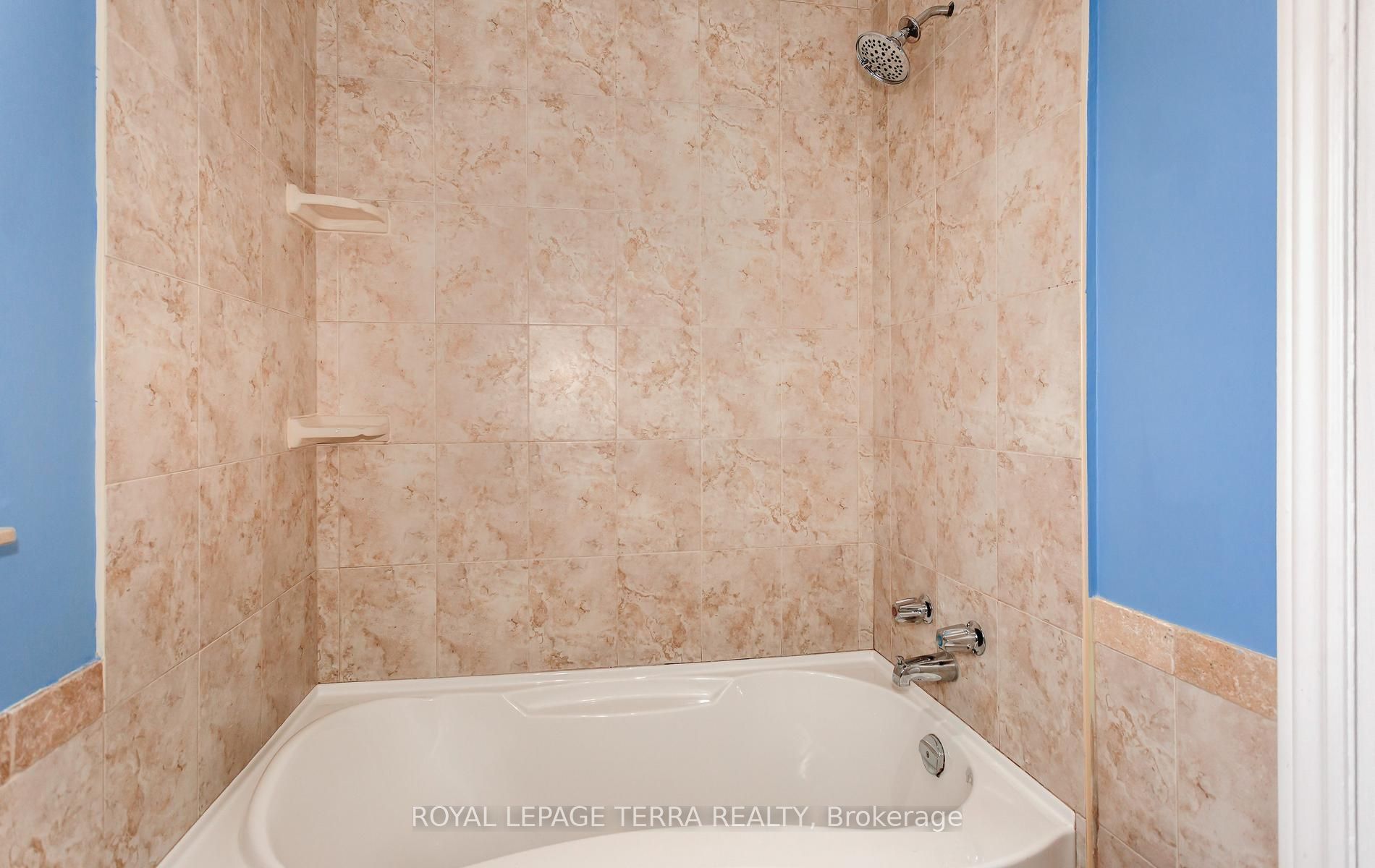 2475 Brookhurst Road Property Photo 18