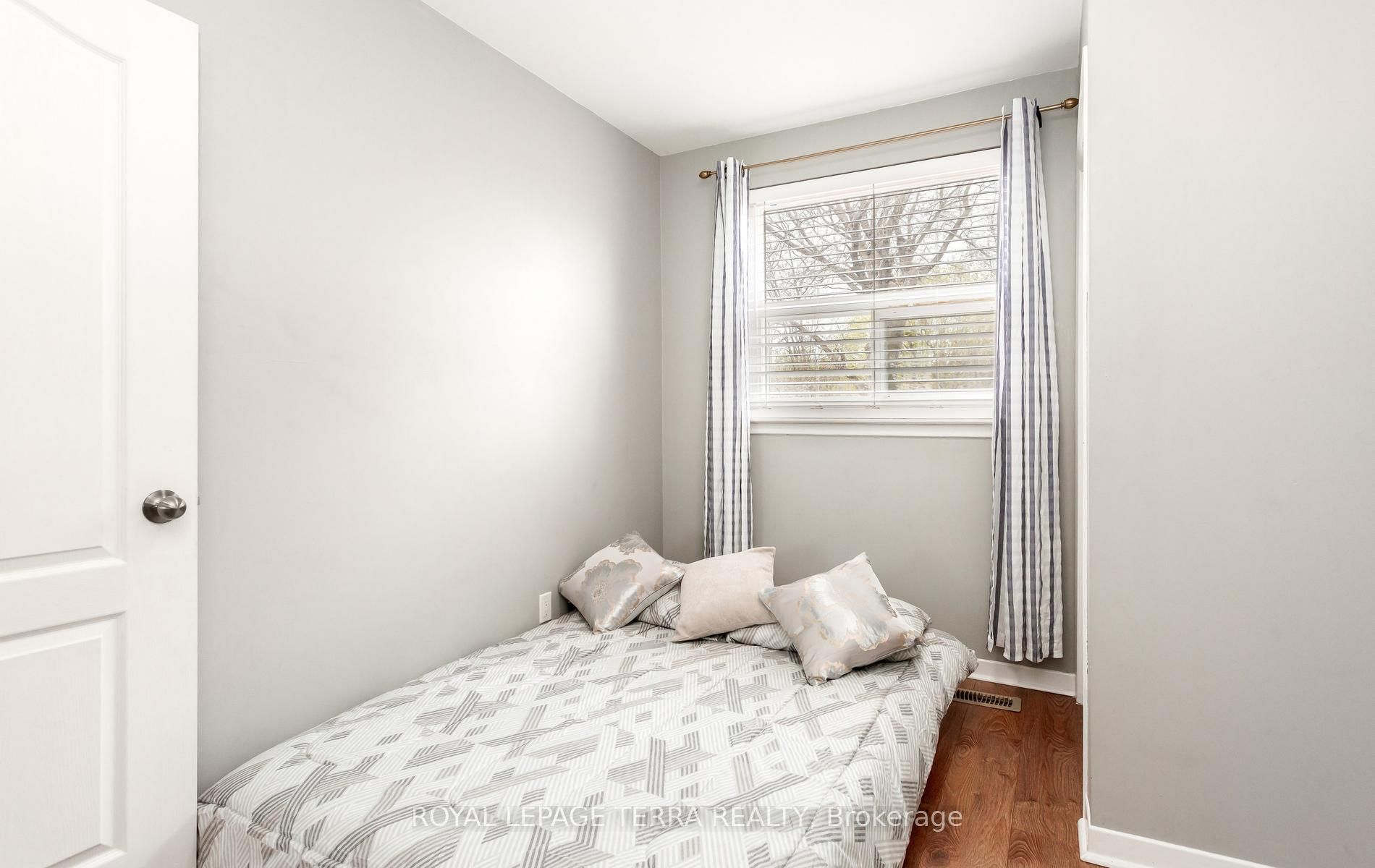 2475 Brookhurst Road Property Photo 22