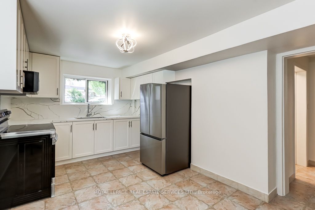 38 Jellicoe Avenue Property Photo 29