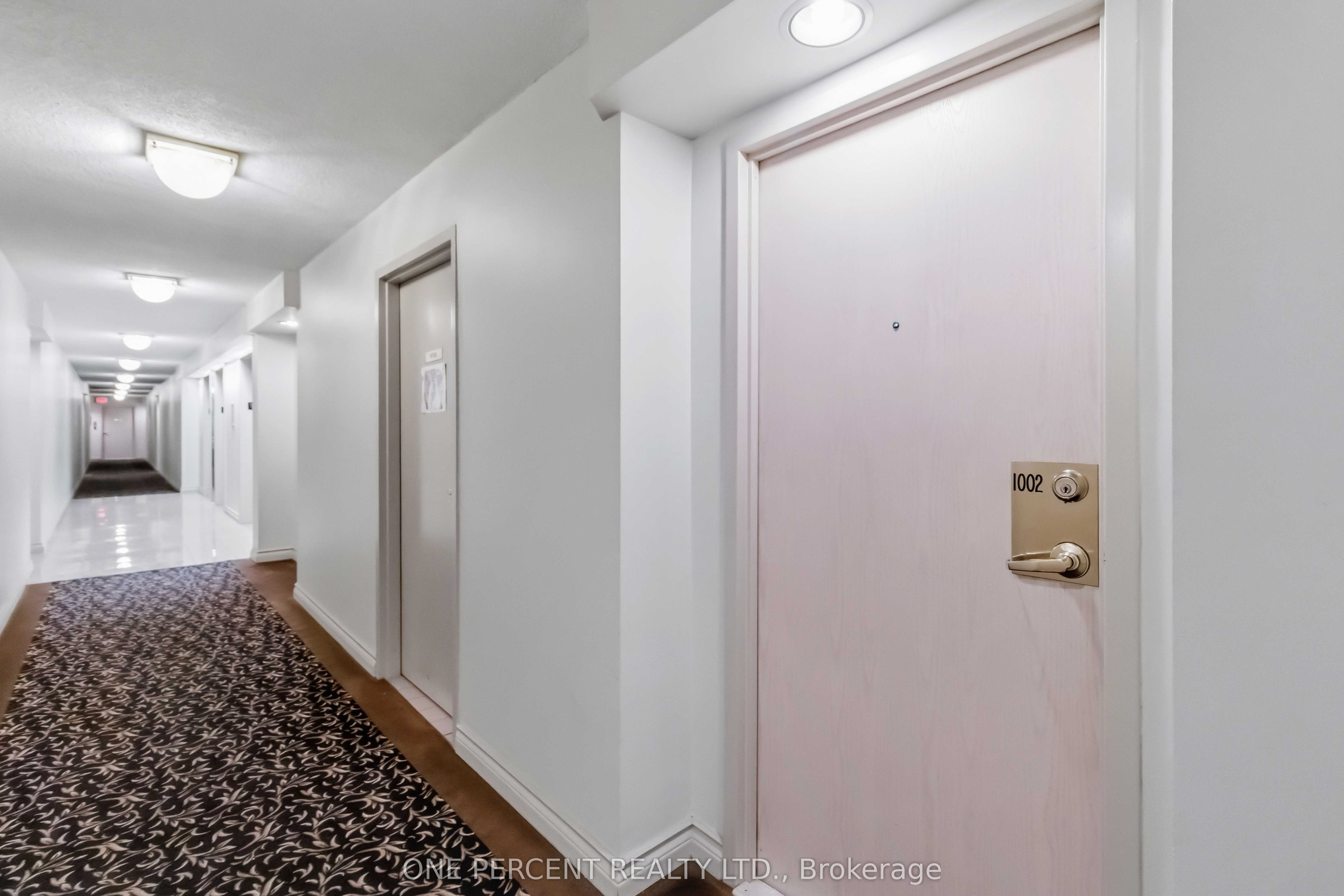 400 Webb Drive 1002 Property Photo 4