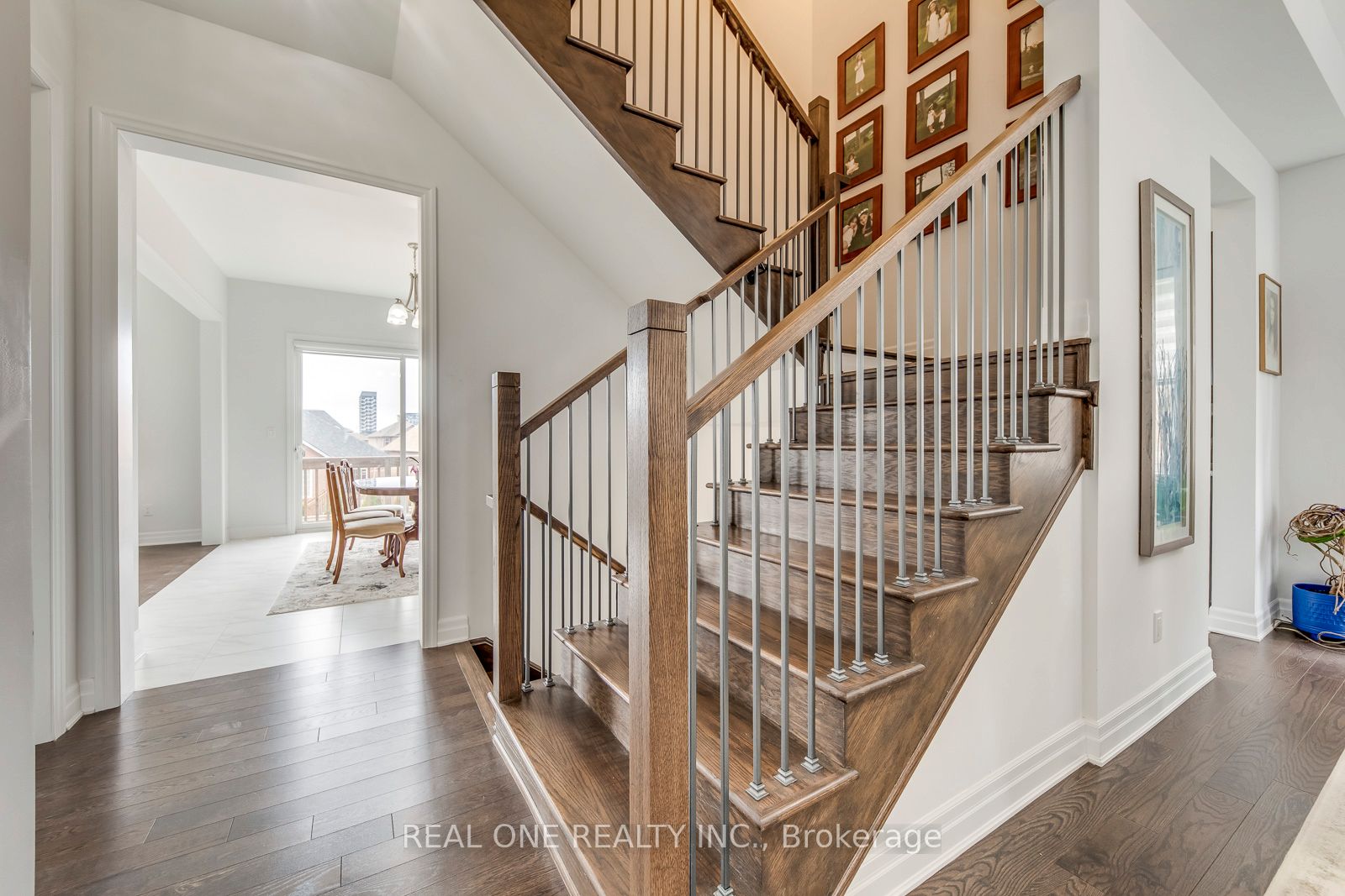 1079 John Laird Circle Property Photo 10