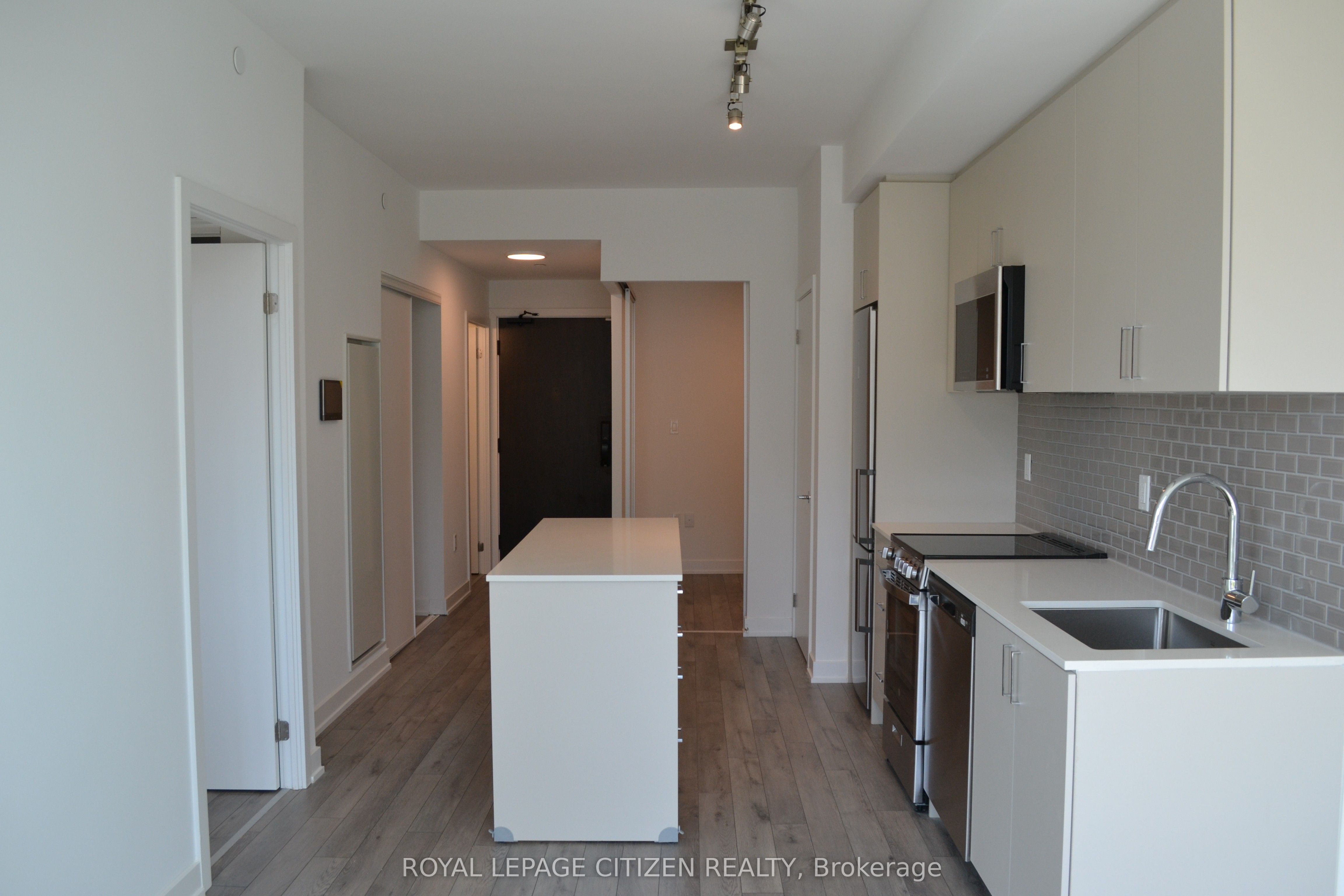 1005 Dundas Street E 254 Property Photo 16