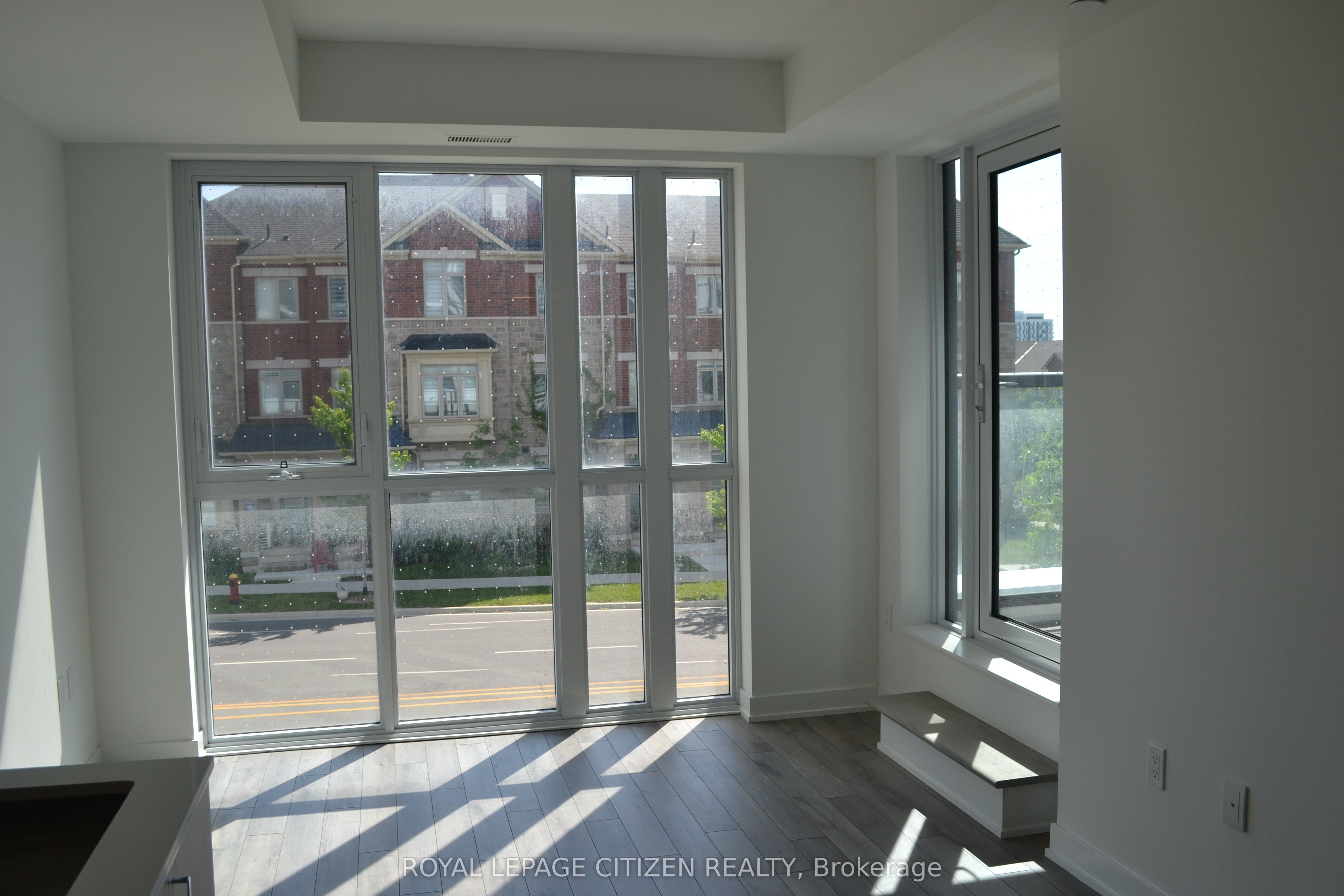 1005 Dundas Street E 254 Property Photo 20