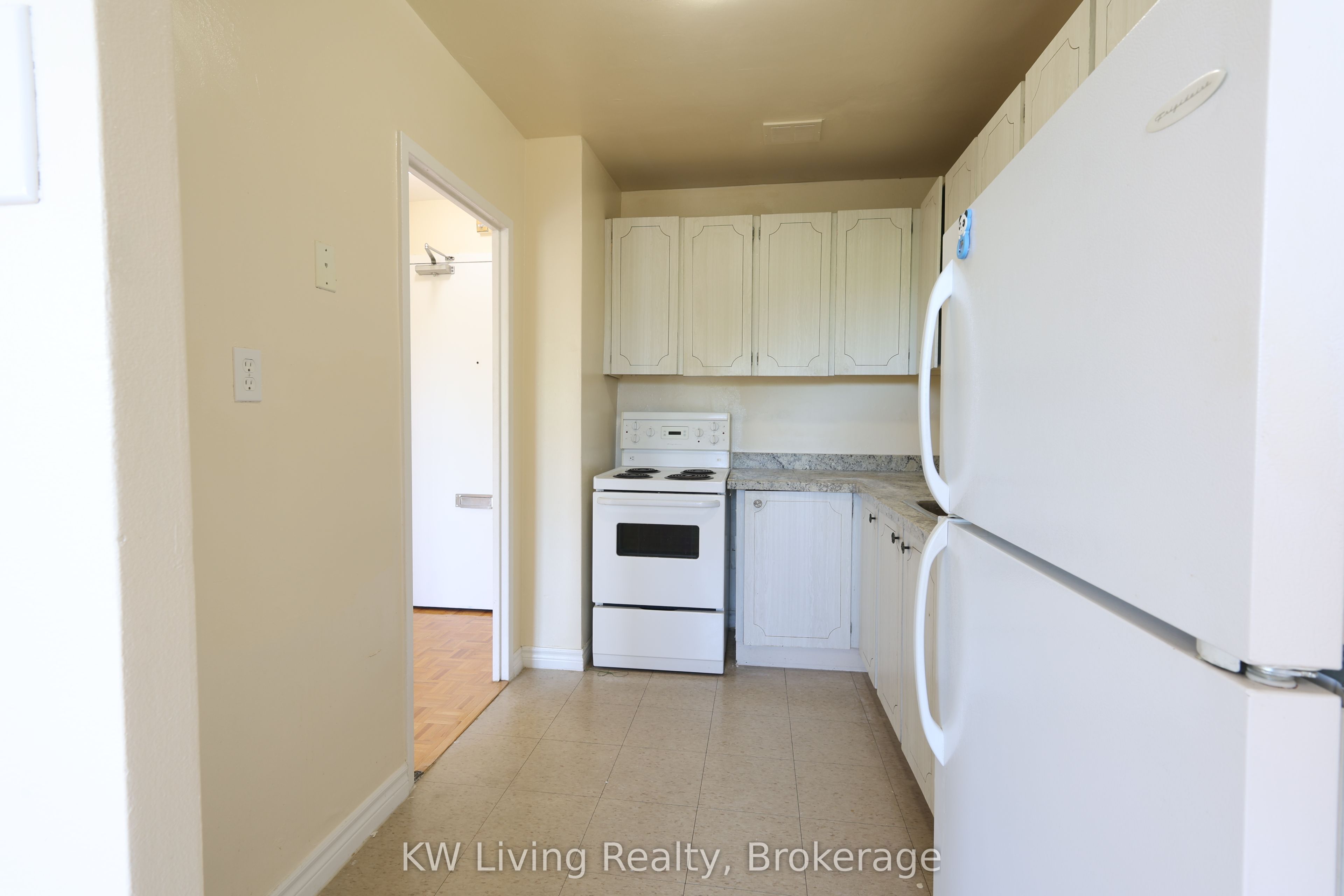 480 Lakeshore Road E 506 Property Photo 14