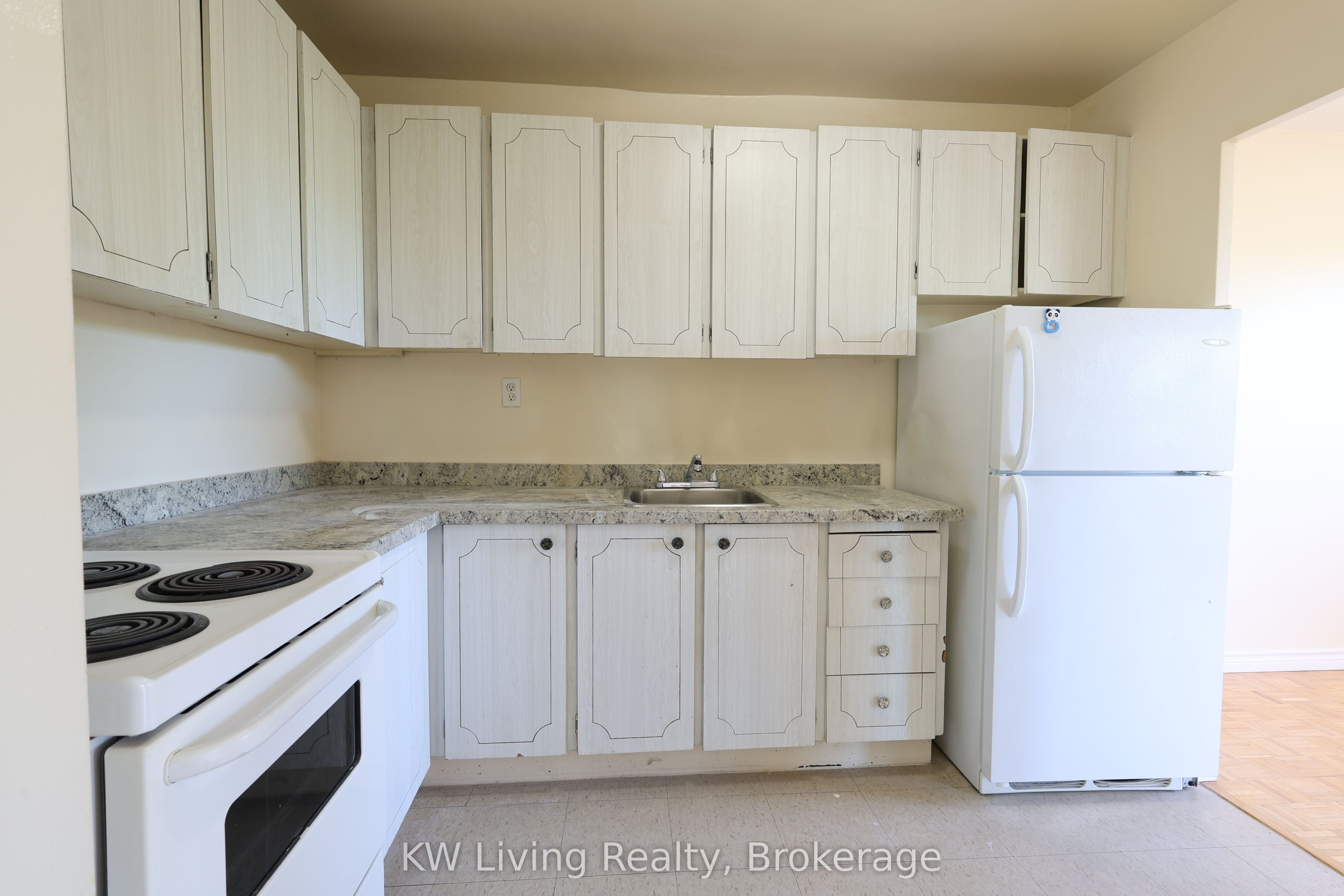 480 Lakeshore Road E 506 Property Photo 16