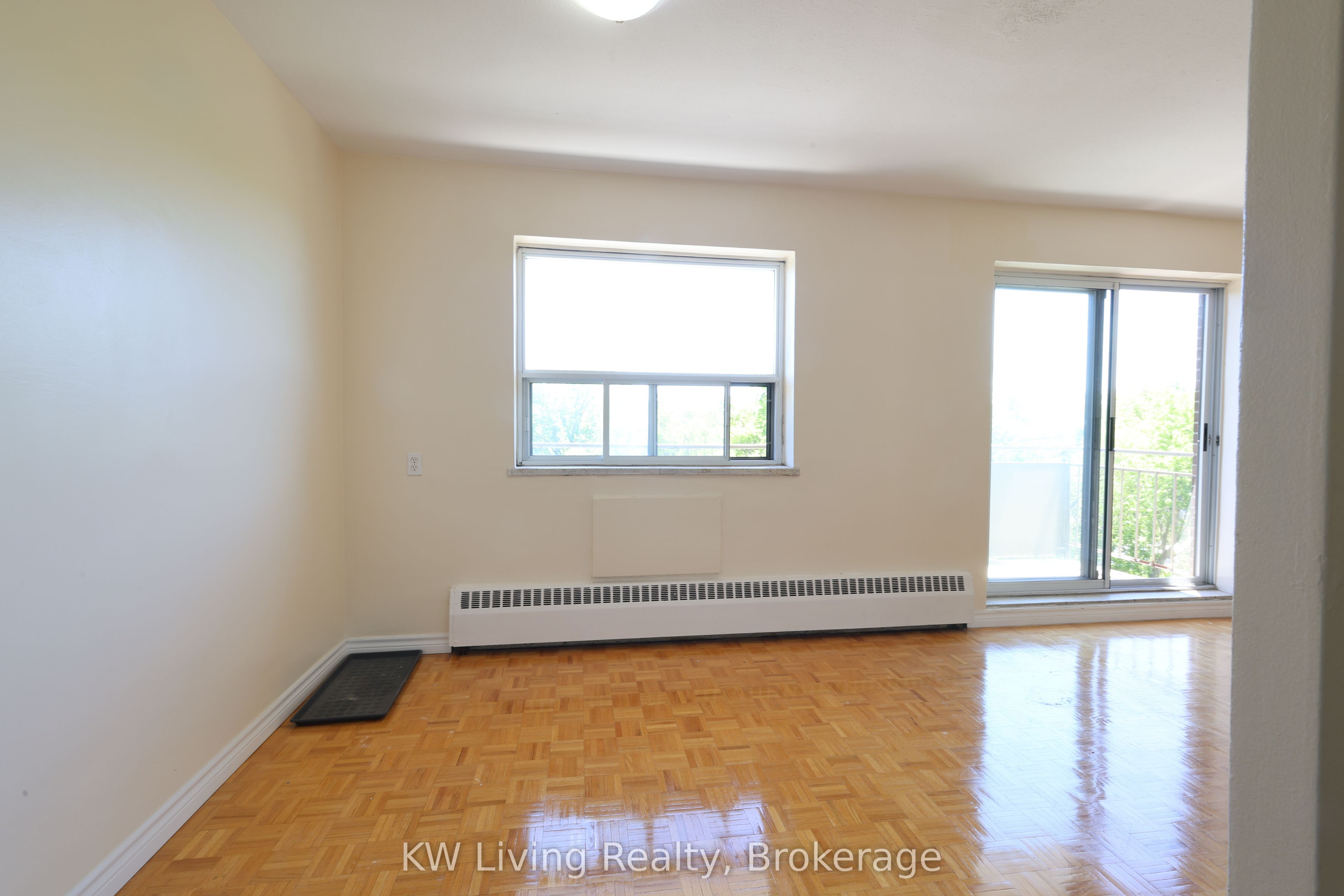 480 Lakeshore Road E 506 Property Photo 17