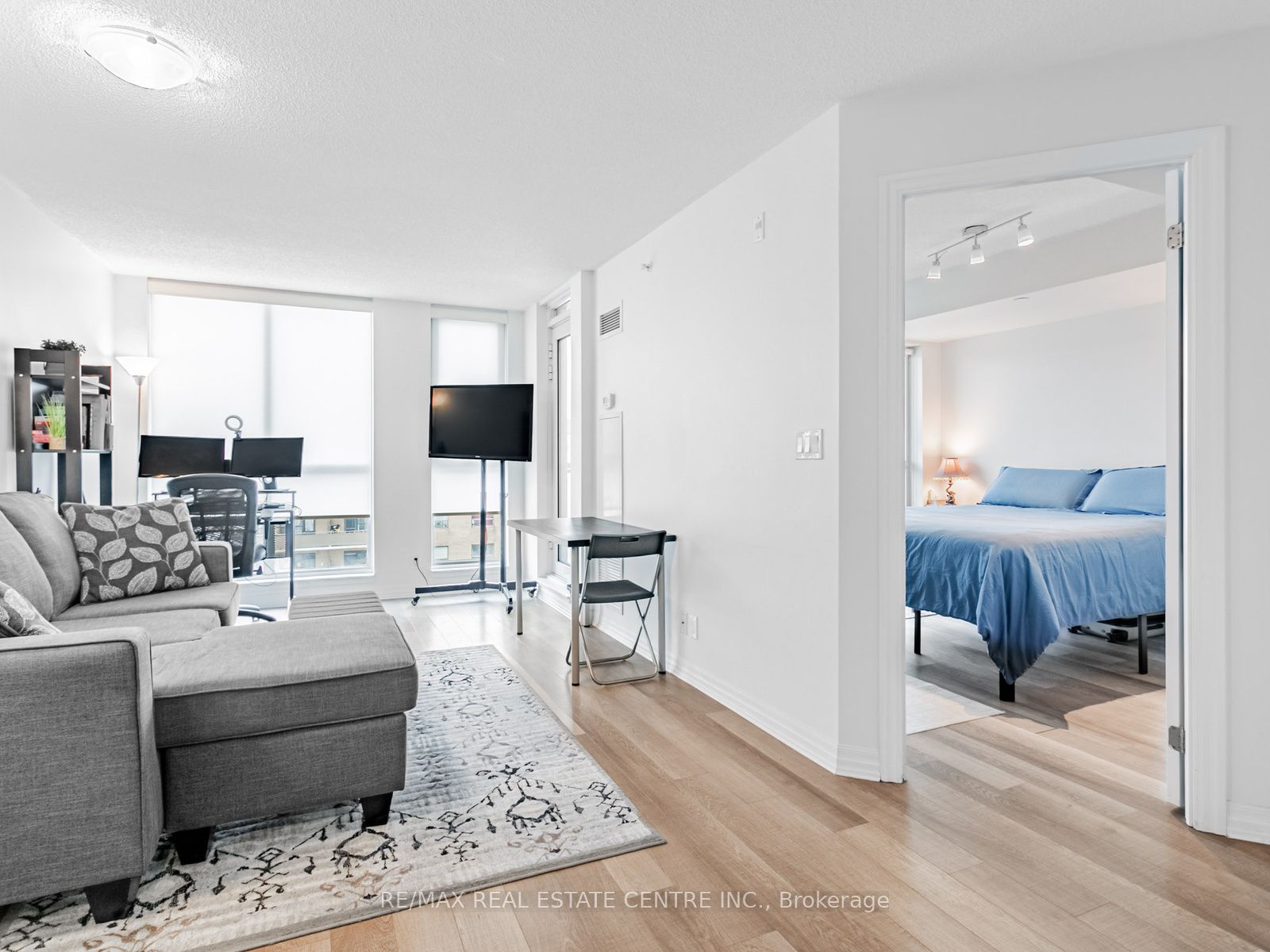 80 Esther Lorrie Drive 720 Property Photo 17
