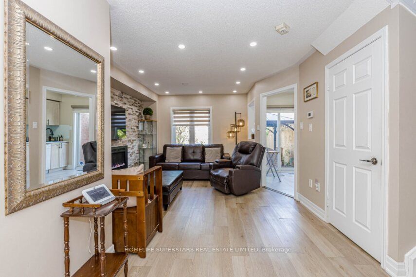 50 Culture Crescent Property Photo 7