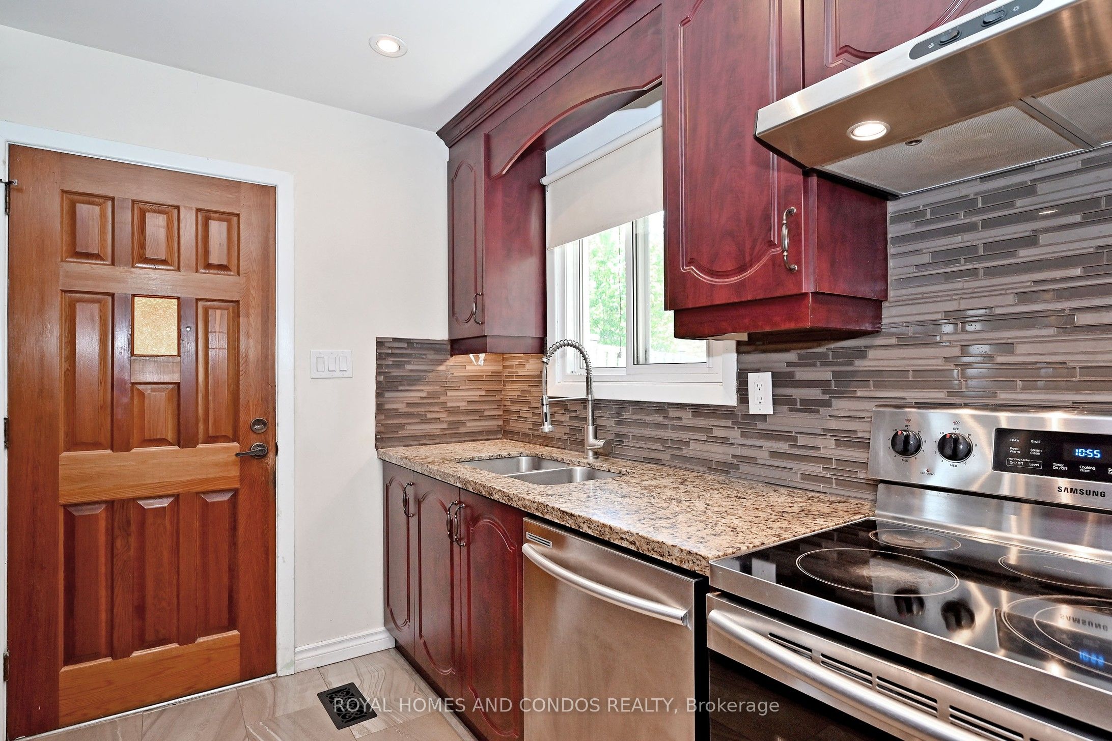 6 Raylawn Crescent Property Photo 21