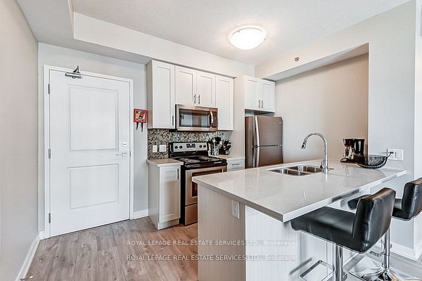 2490 Old Bronte Road 503 Property Photo 7