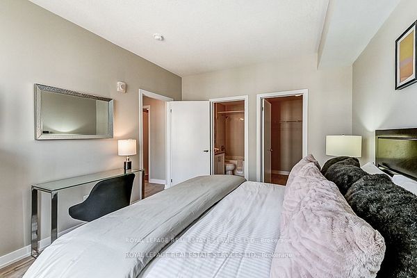 2490 Old Bronte Road 503 Property Photo 13