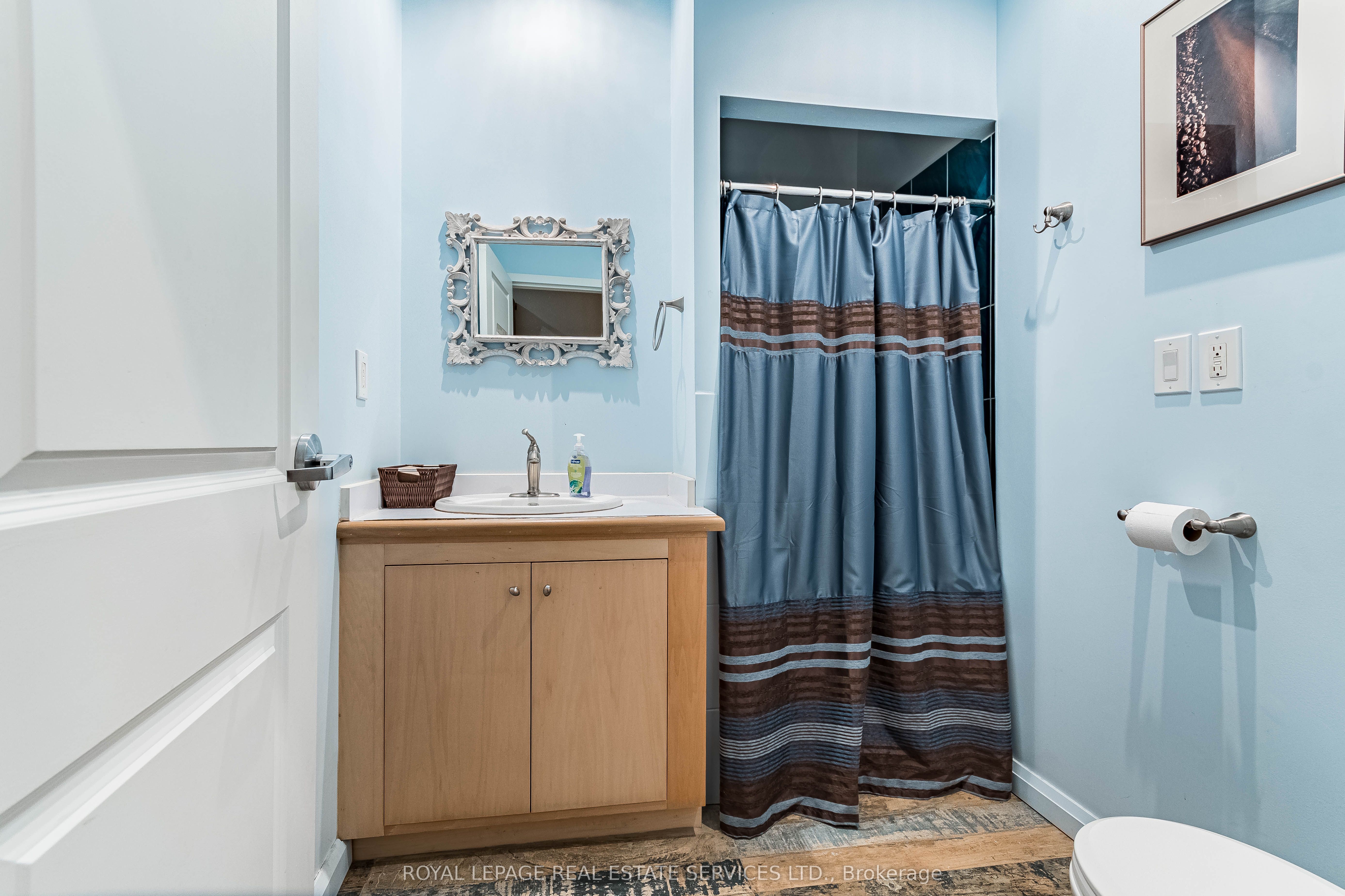 357 Jane Street Property Photo 9