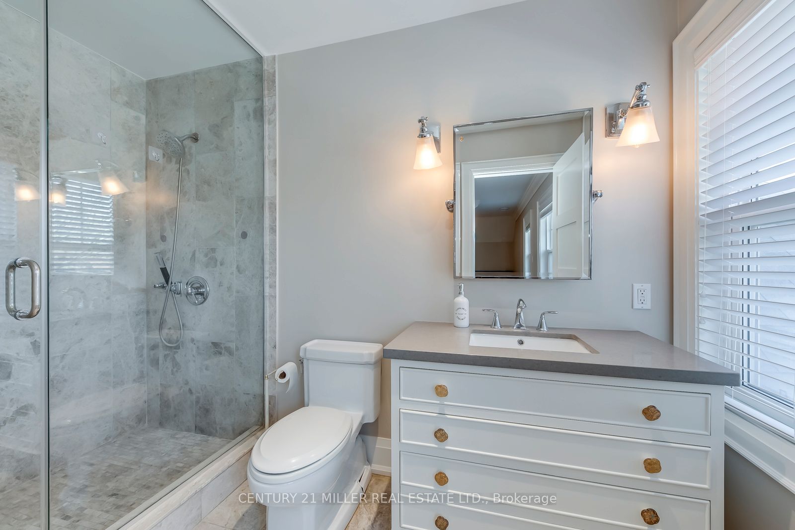 75 Charles Street Property Photo 32