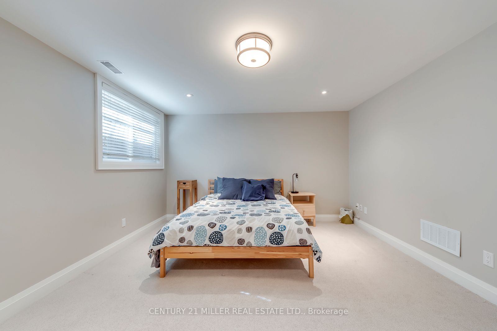 75 Charles Street Property Photo 36